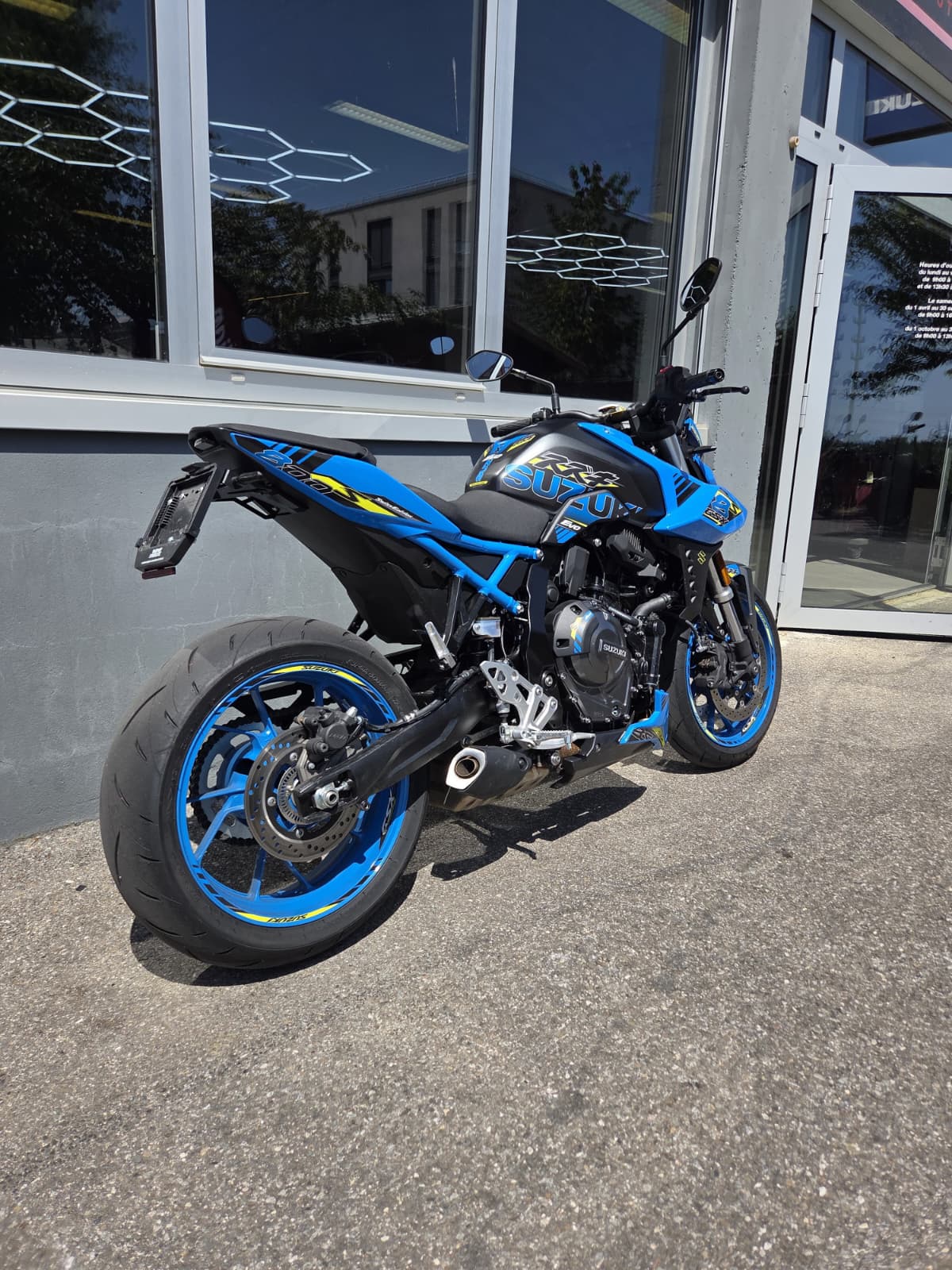 SUZUKI GSX 8 S EVO-image-4