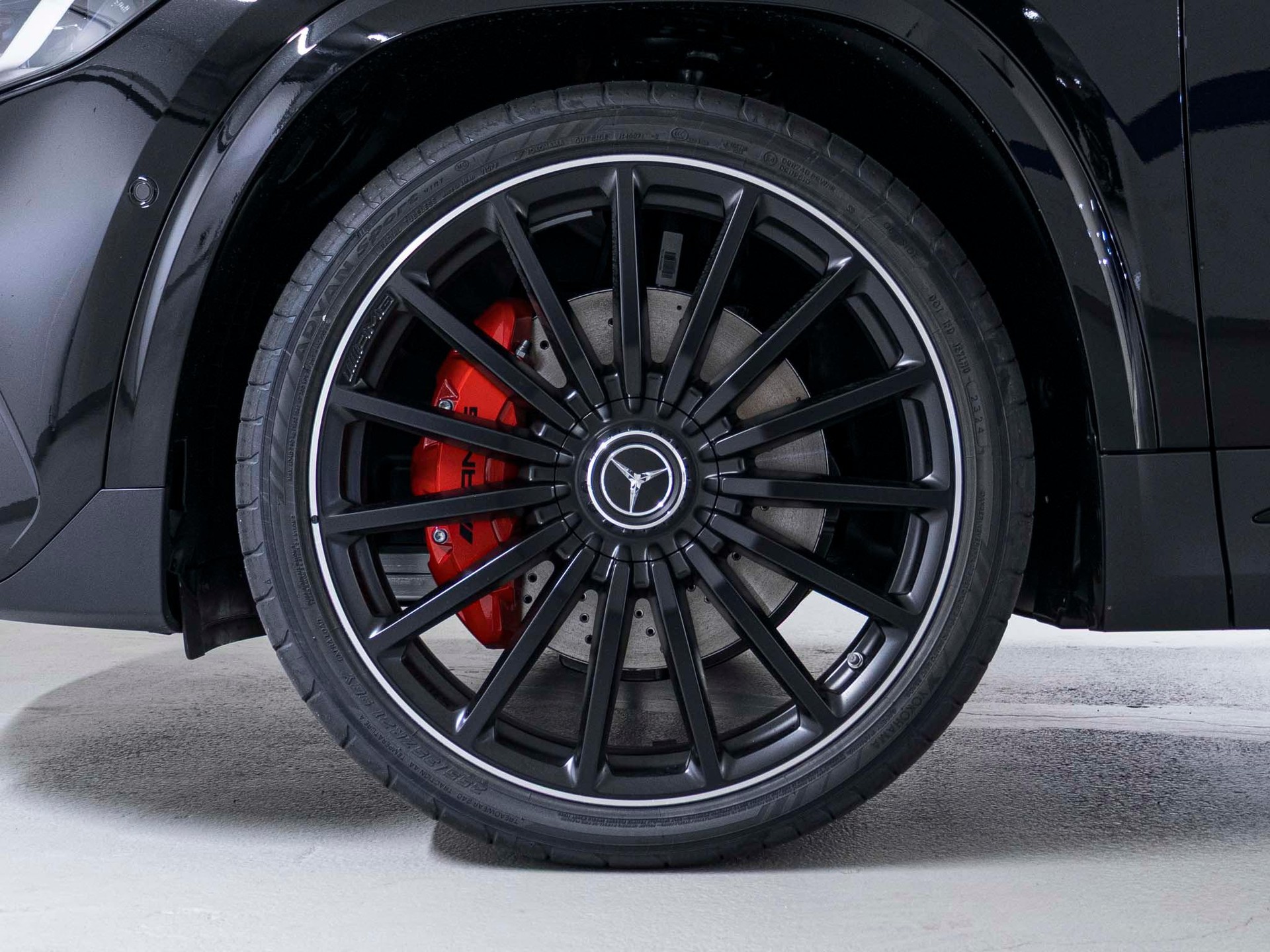 MERCEDES-BENZ GLA 35 AMG 4MATIC-image-14