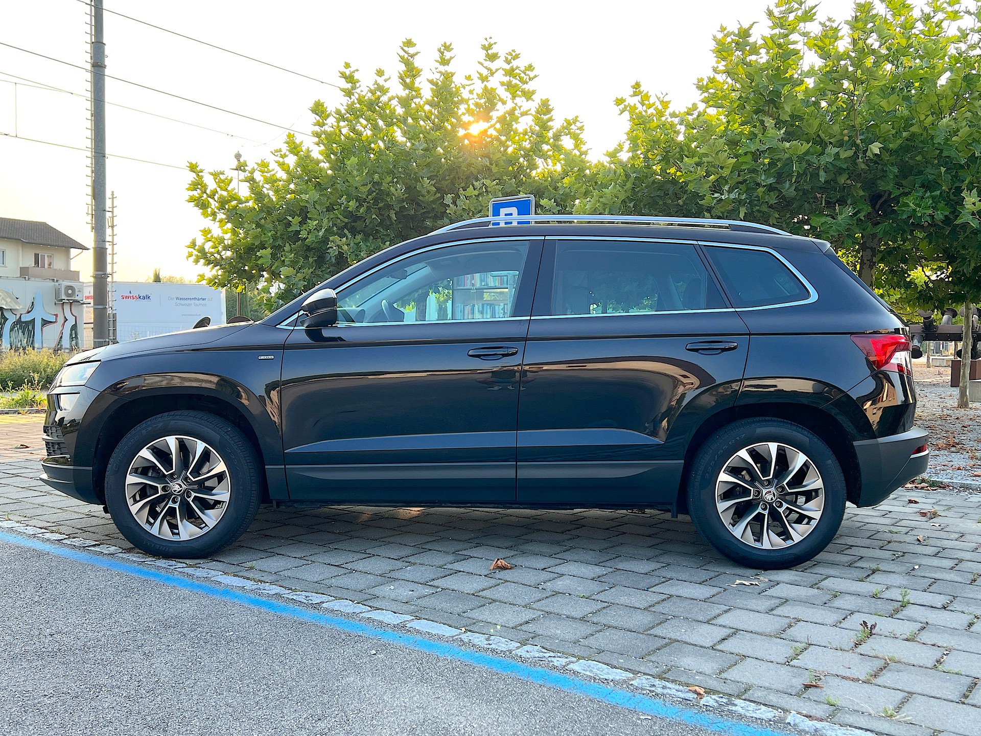 SKODA Karoq 2.0 TDI CR Clever 4x4 DSG-image-1