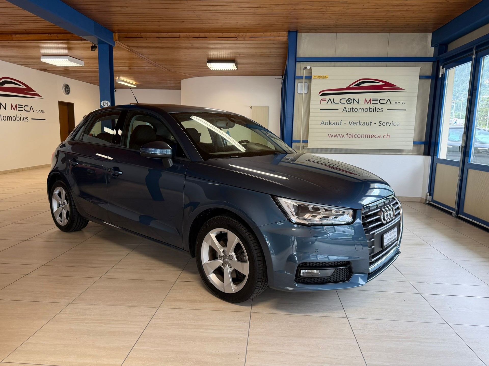 AUDI A1 Sportback 1.4 TFSI S-tronic-image-11