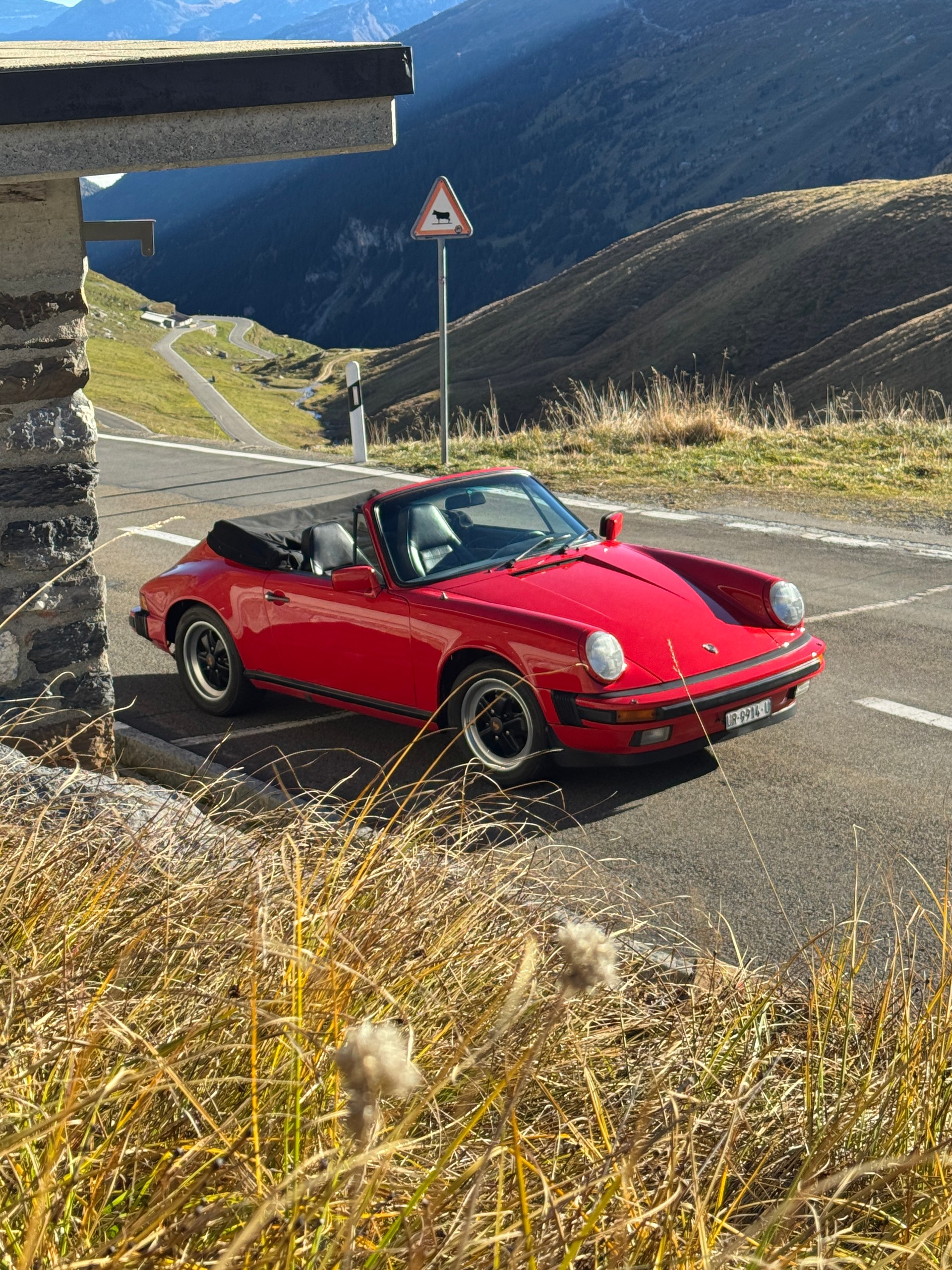 PORSCHE 911 Carrera 3.2-image-3