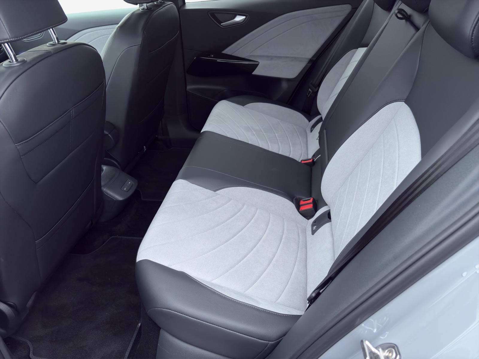VW ID.3 Pro 59 kWh Pro United-image-11