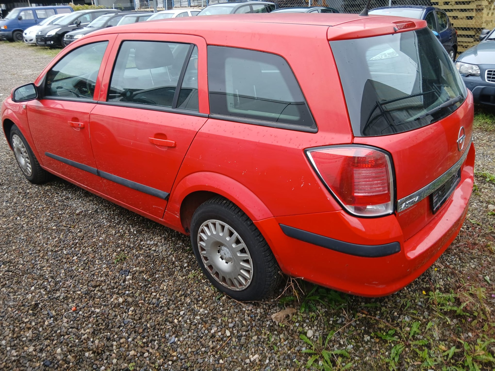 OPEL Astra Caravan 1.6i 16V TP Enjoy-image-3