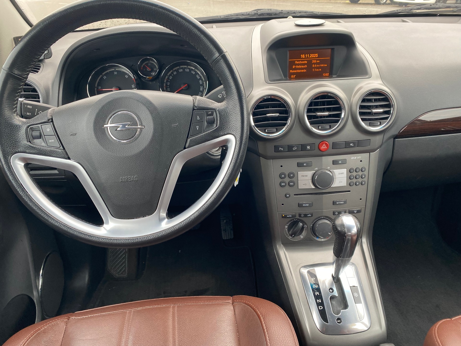 OPEL Antara 2.0 CDTi Enjoy 4WD Automatic-image-5