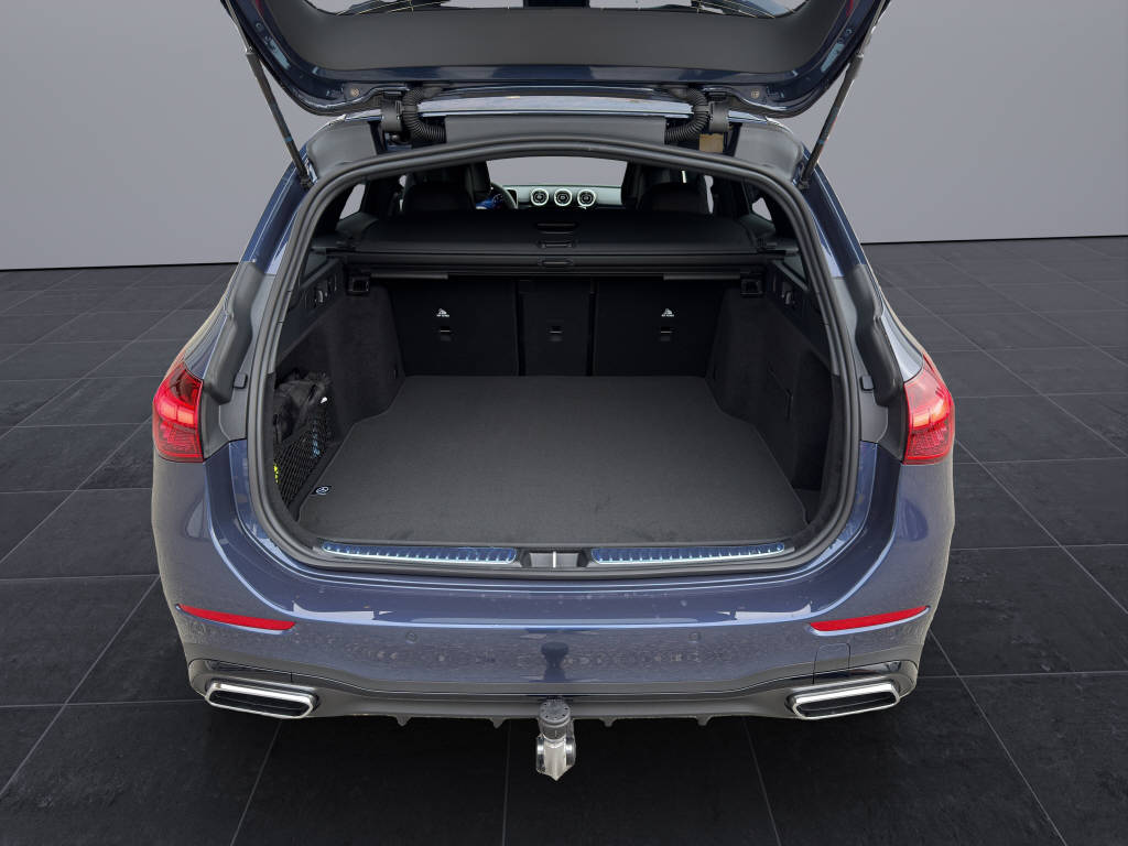 MERCEDES-BENZ C 300 AMG Line 4matic Kombi-image-14