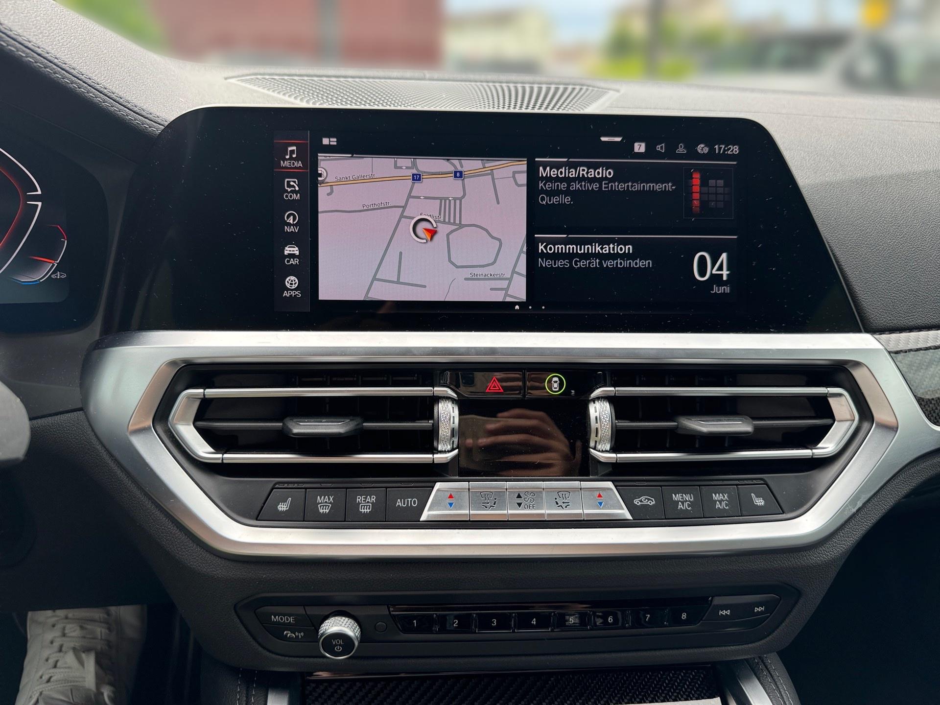 BMW M440i xDrive 48V Cabriolet Steptronic-image-8
