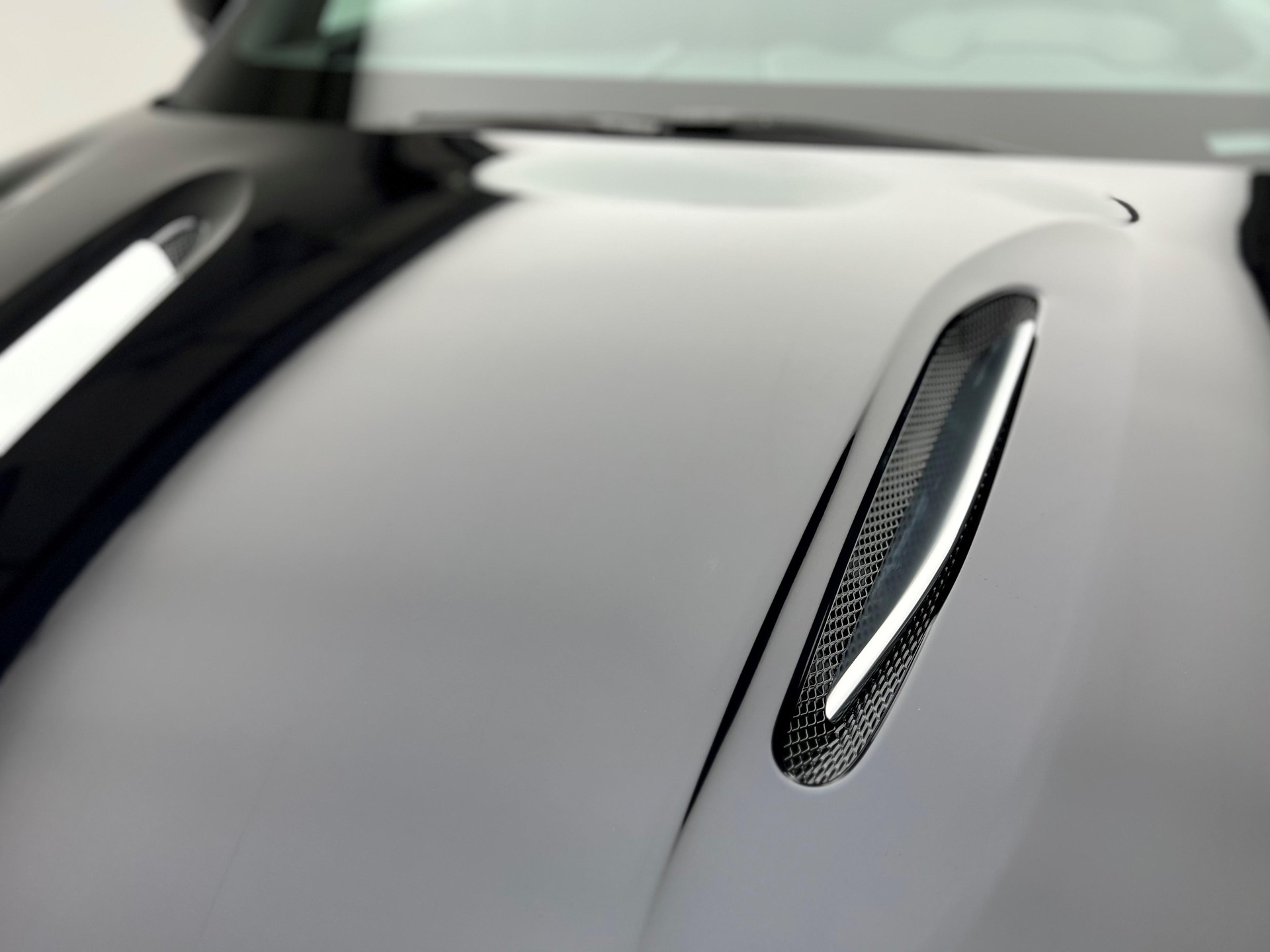 ASTON MARTIN DBX 4.0 V8 Bi-Turbo-image-20