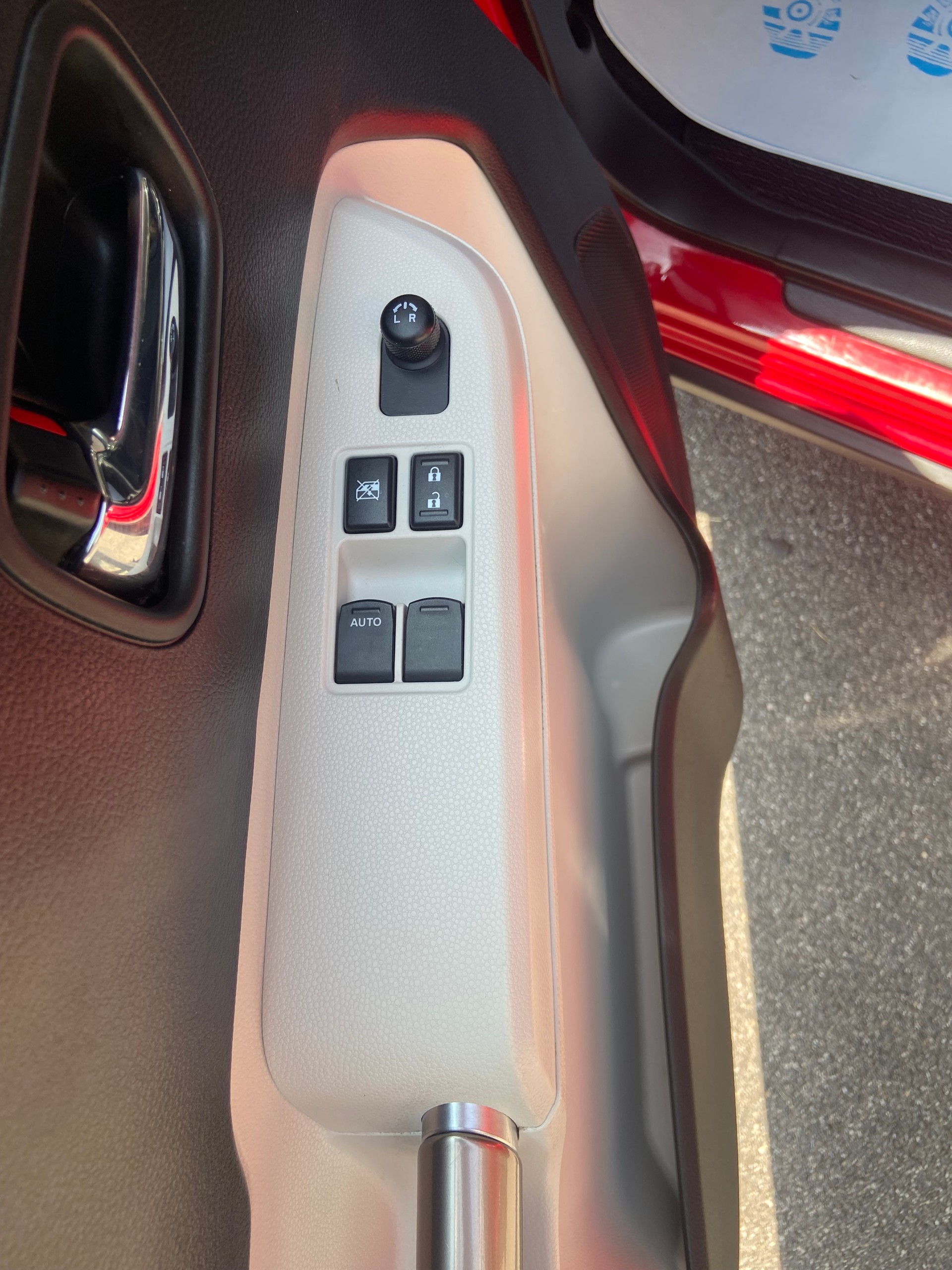 SUZUKI Ignis 1.2i Compact+ 4x4-image-7