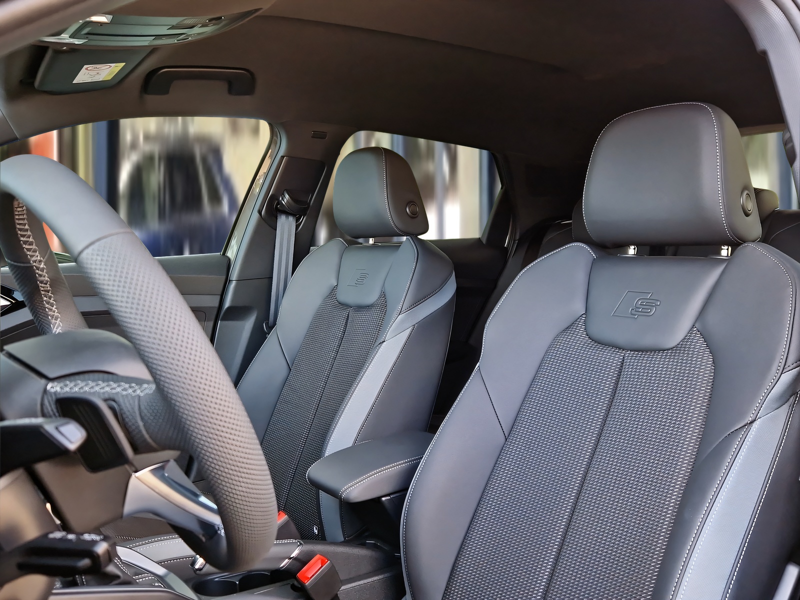 AUDI A1 Sportback 30 TFSI S Line Attraction S-tronic Chronosgrau Metallic-image-8