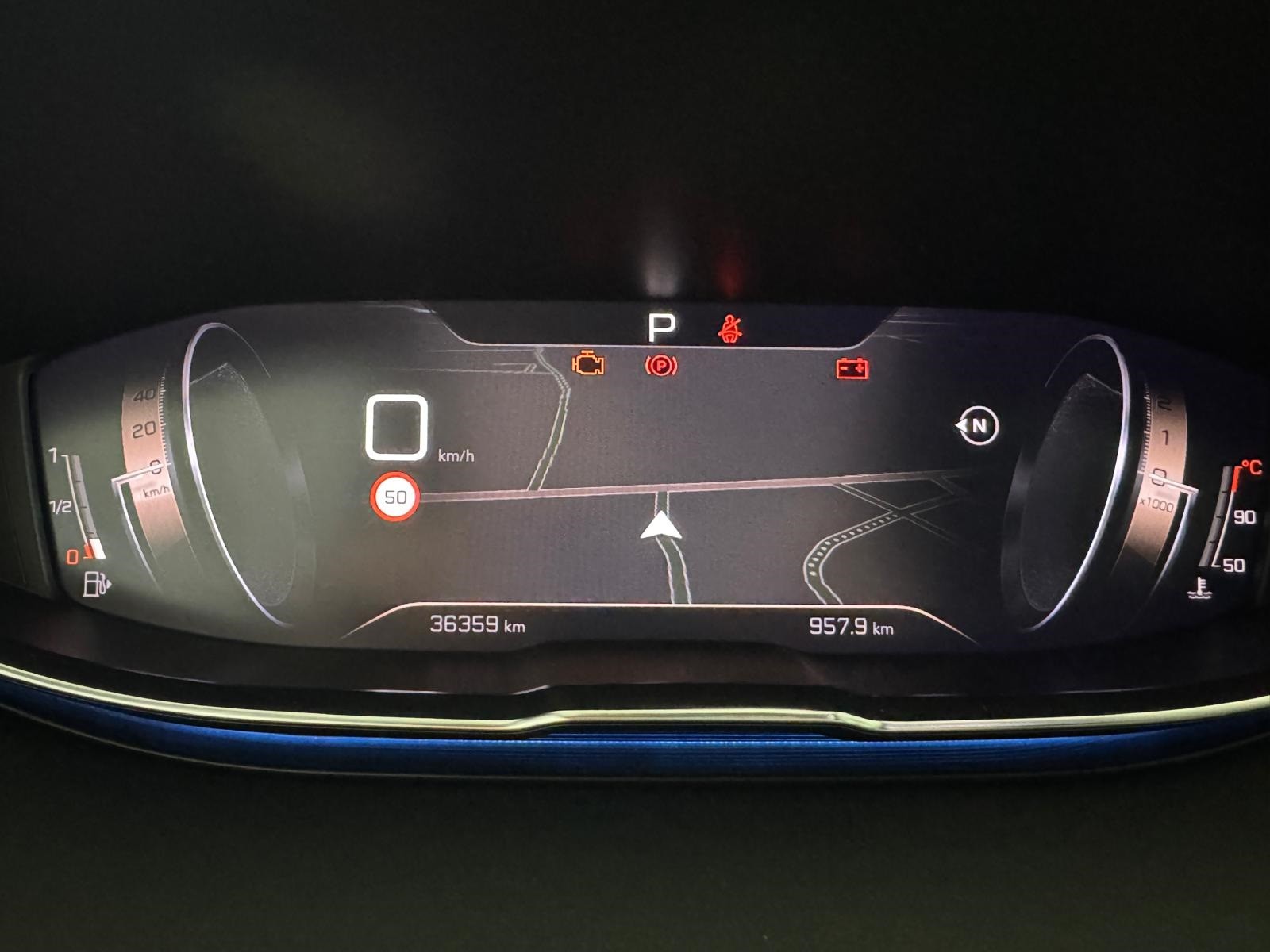 PEUGEOT 3008 1.6 PureTech GT Pack-image-8