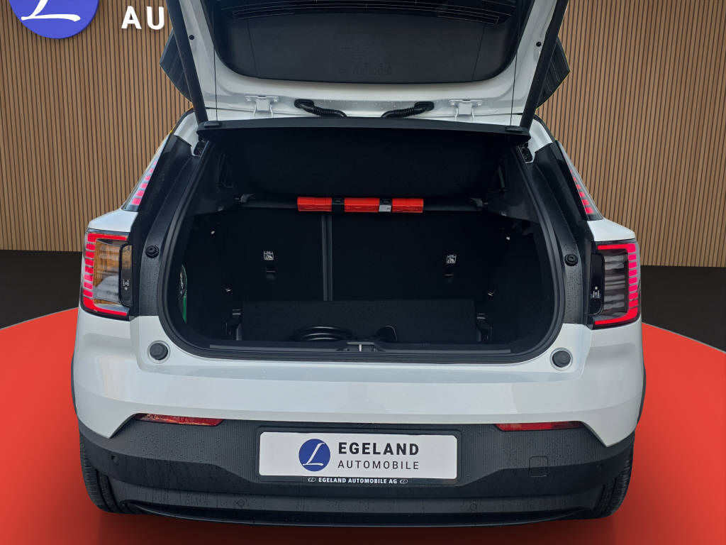 VOLVO EX 30 E60 Twin Ultra Performance AWD-image-14