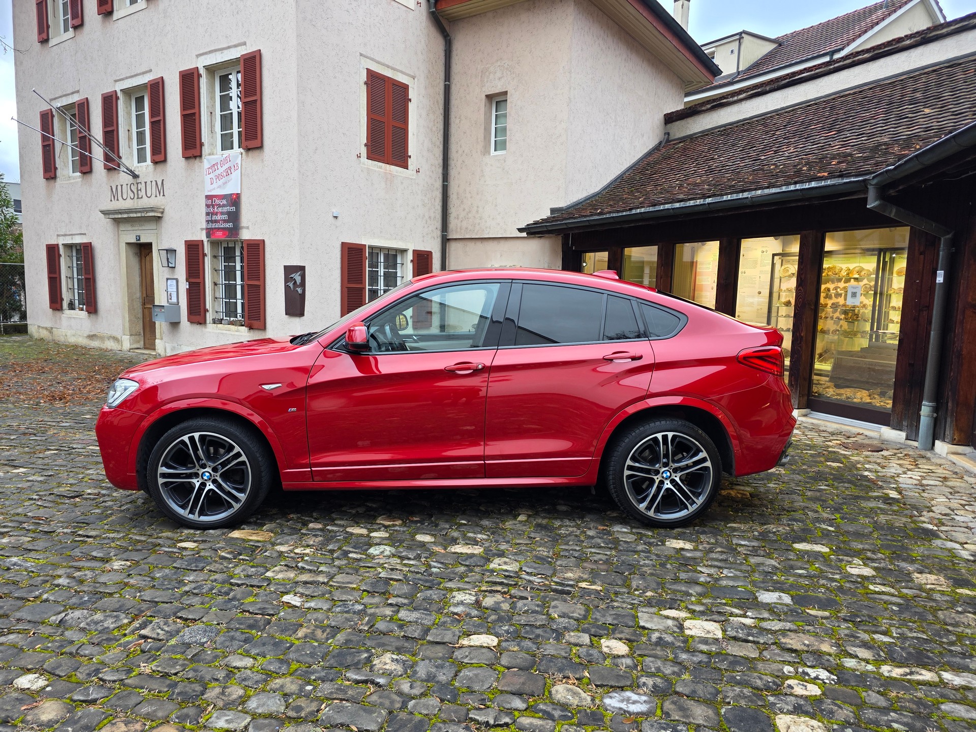 BMW X4 xDrive 35d M-Sport-image-4
