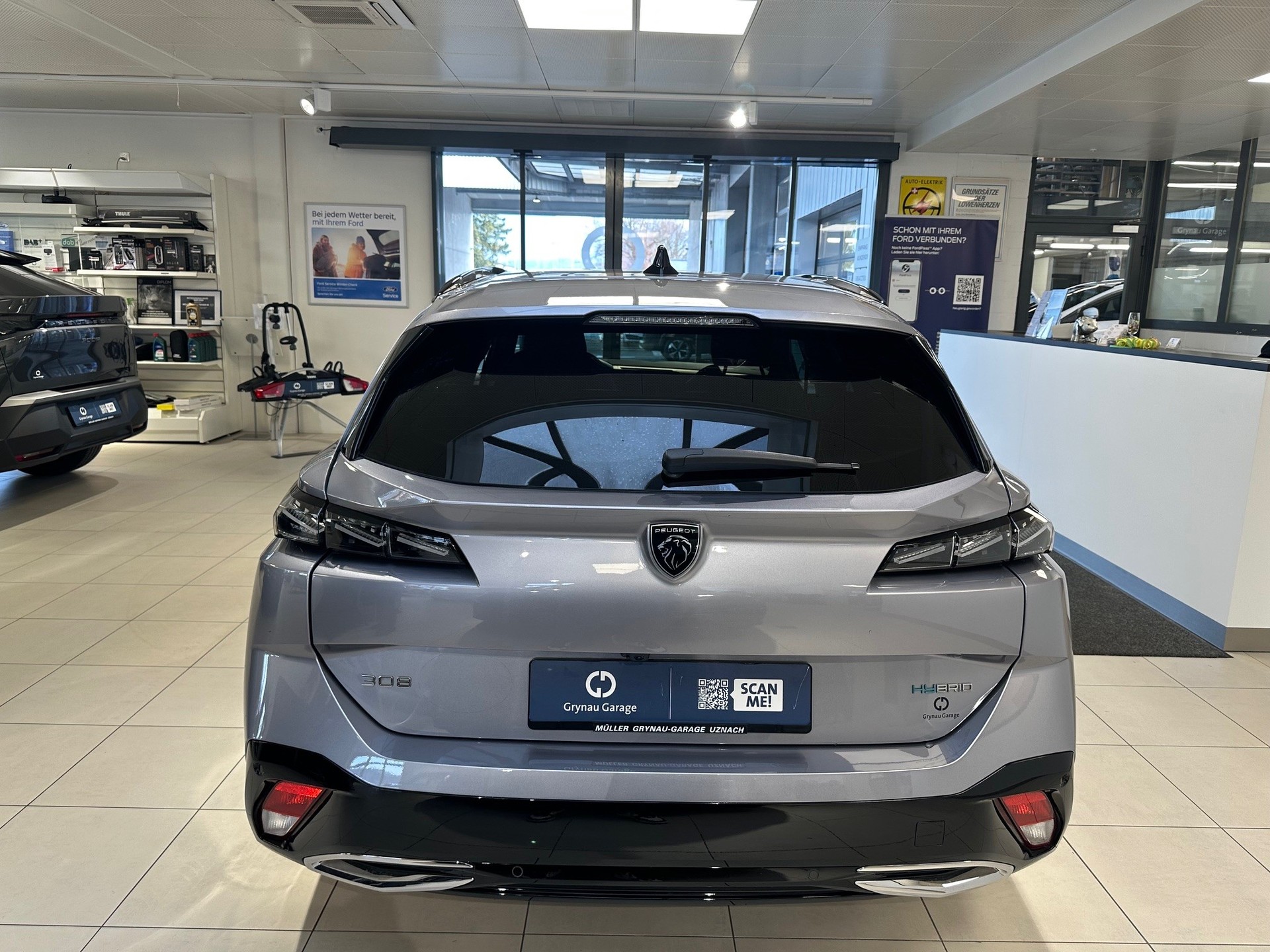 PEUGEOT 308 SW 1.6 PHEV 180 GT-image-4