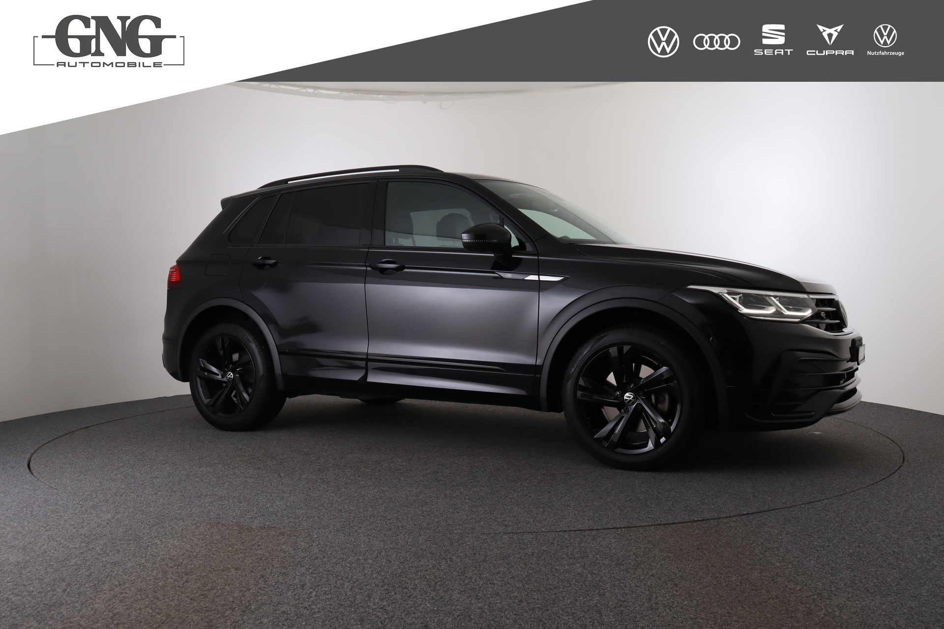 VW Tiguan 2.0TSI R-Line 4Motion DSG-image-5