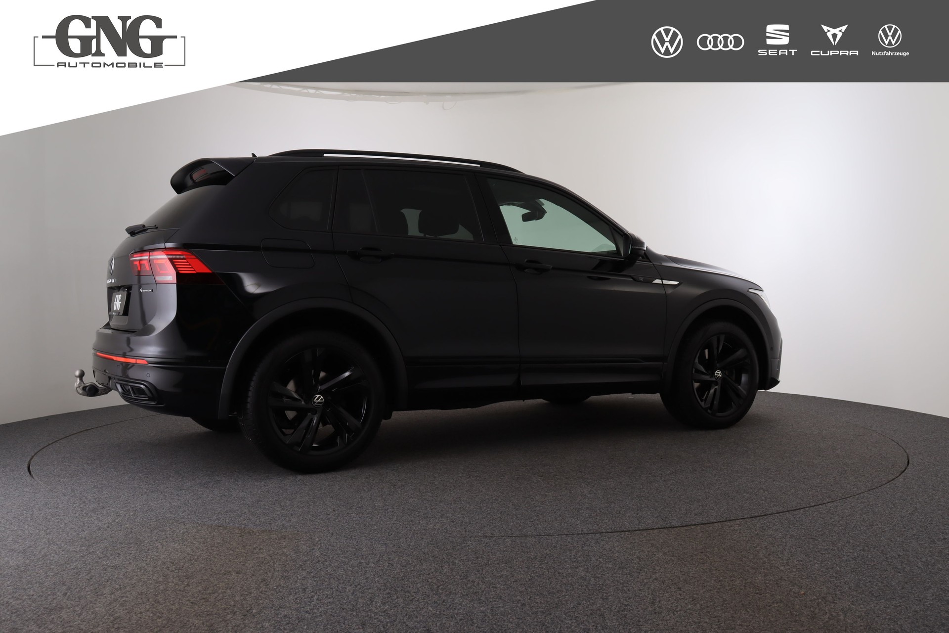 VW Tiguan 2.0TSI R-Line 4Motion DSG-image-4