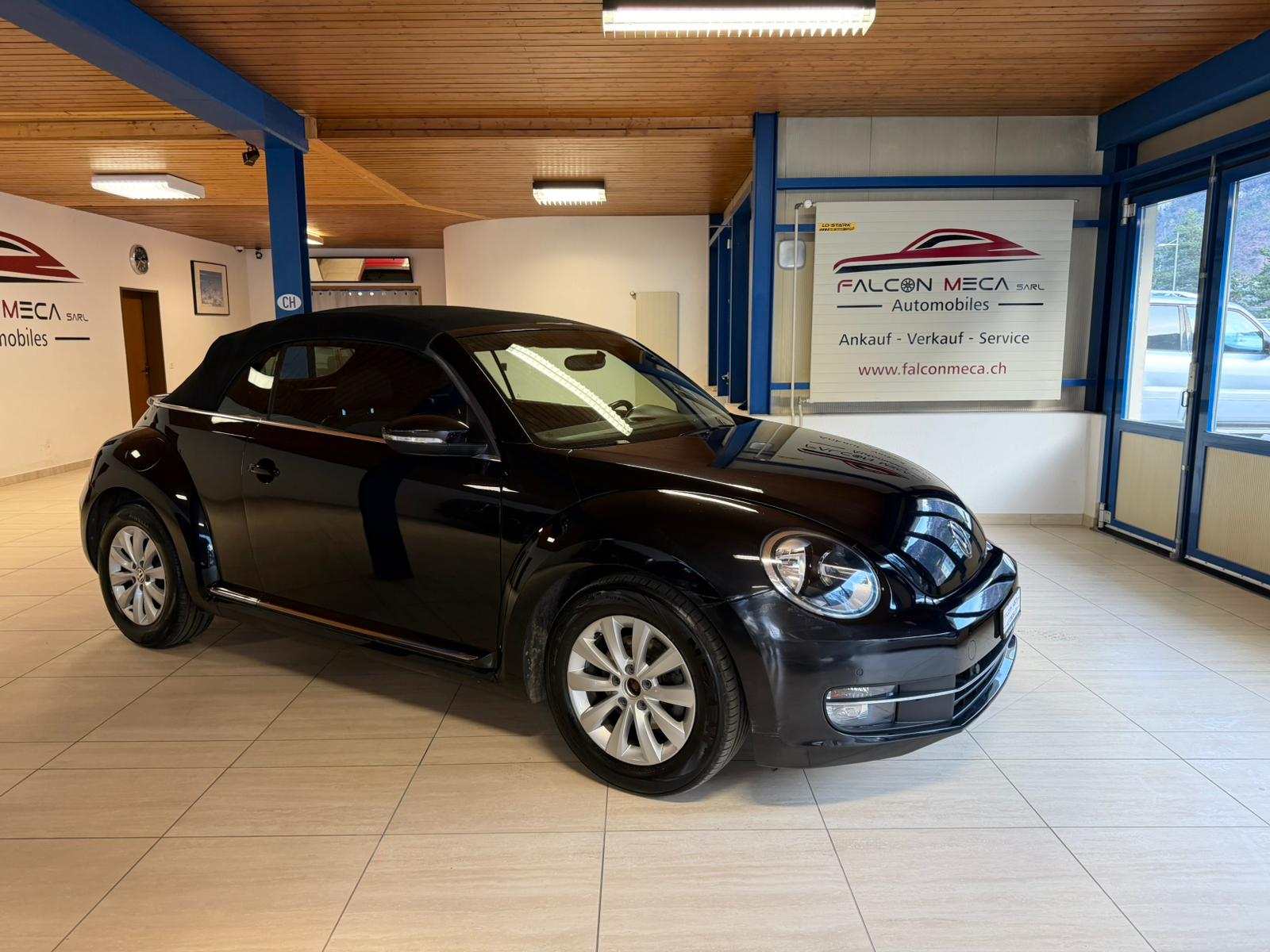 VW Beetle Cabrio 1.2 TSI BMT Design-image-0