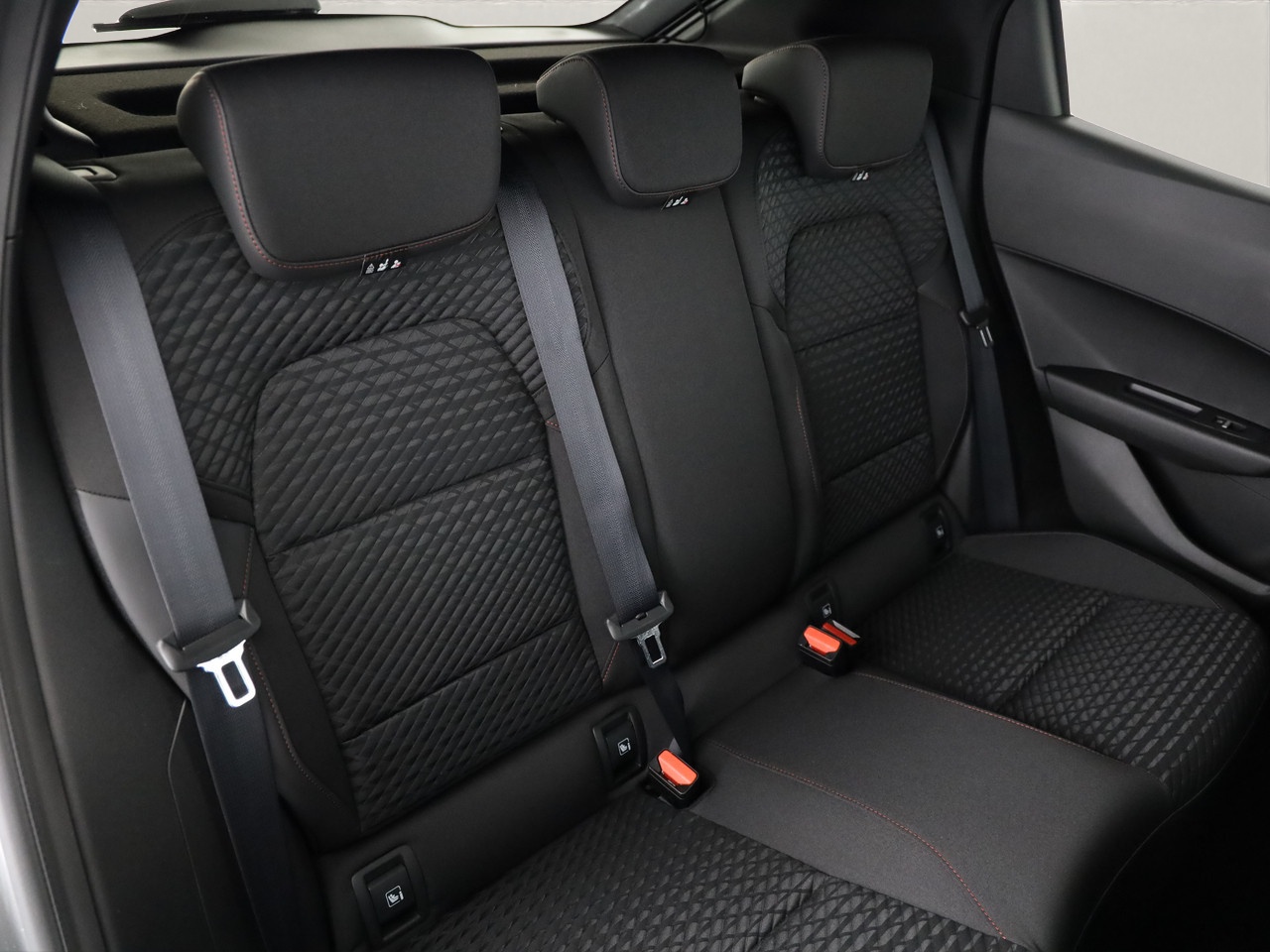 RENAULT Clio 1.8 E-Tech techno-image-7