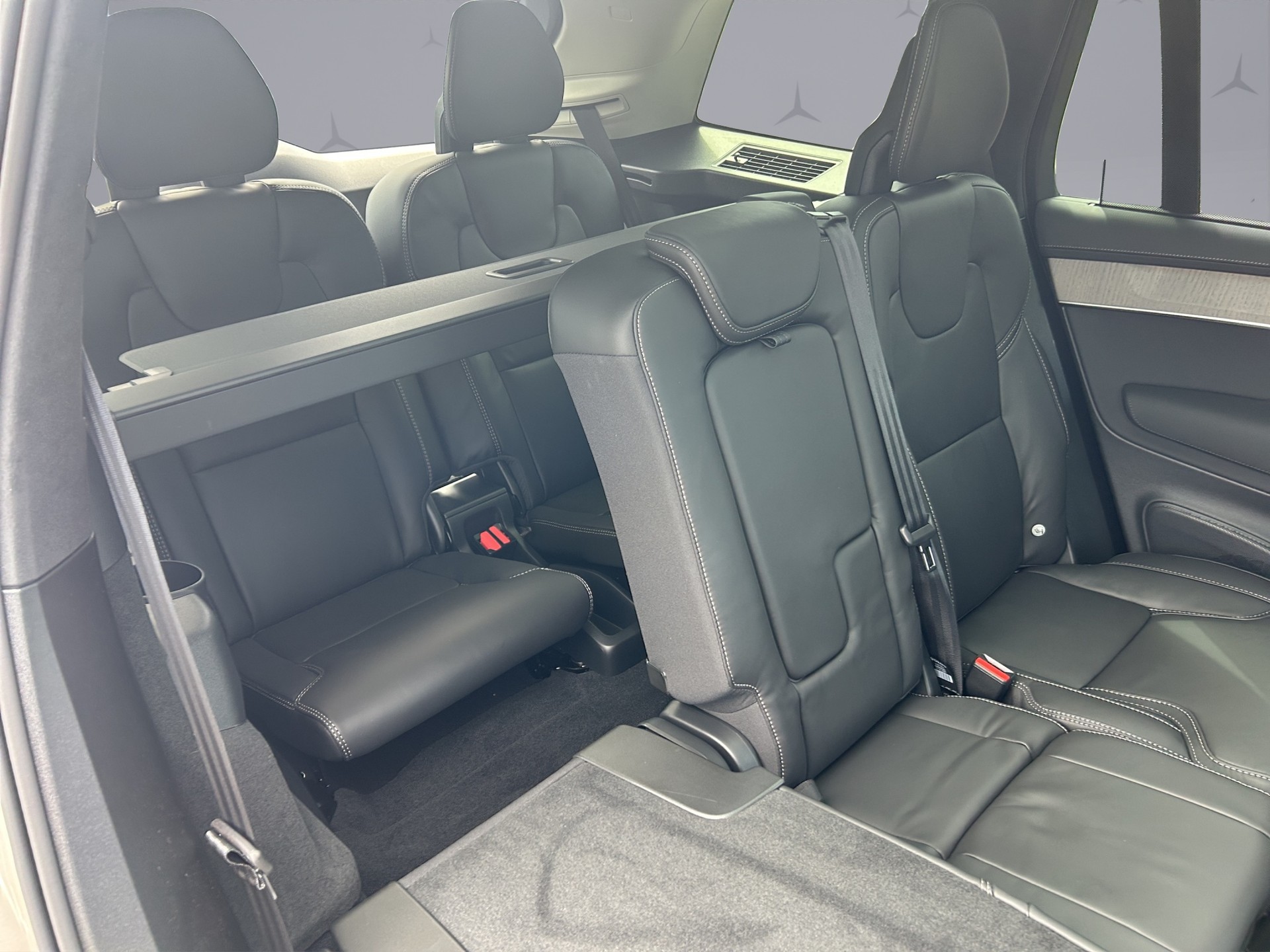 VOLVO XC90 2.0 T8 TE Ultra Dark eAWD-image-16