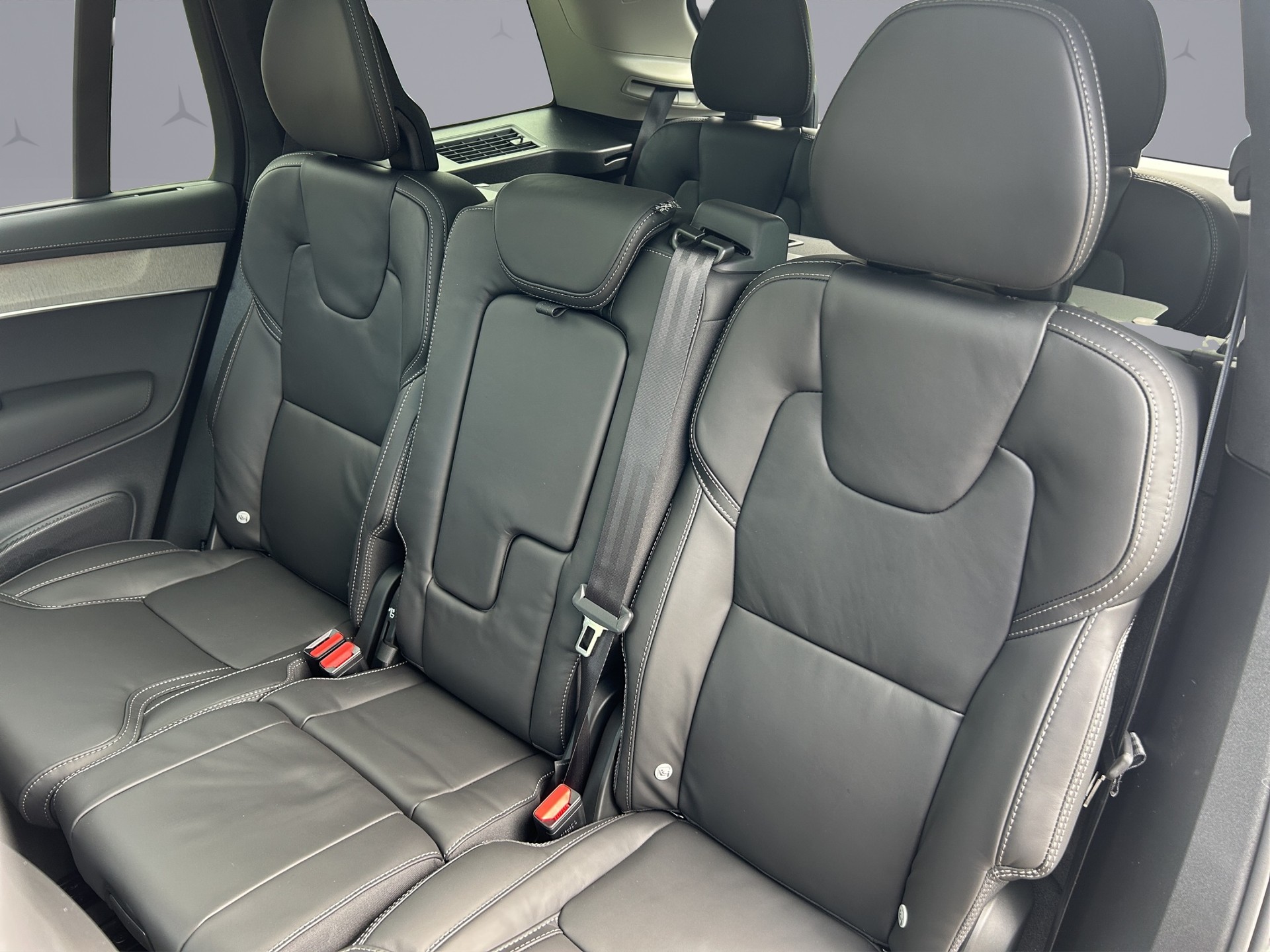 VOLVO XC90 2.0 T8 TE Ultra Dark eAWD-image-9