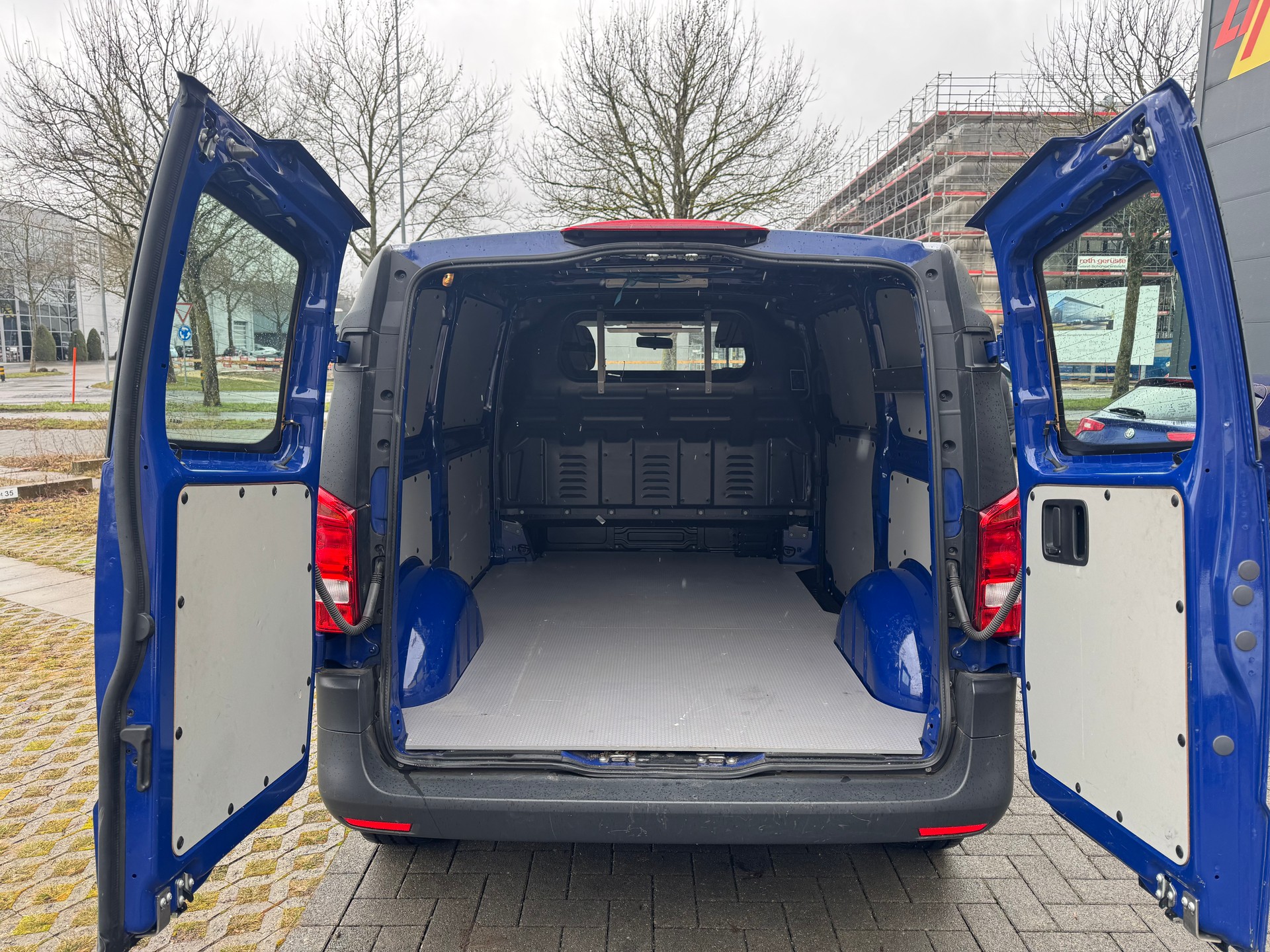 MERCEDES-BENZ Vito 116 CDI Pro-image-8
