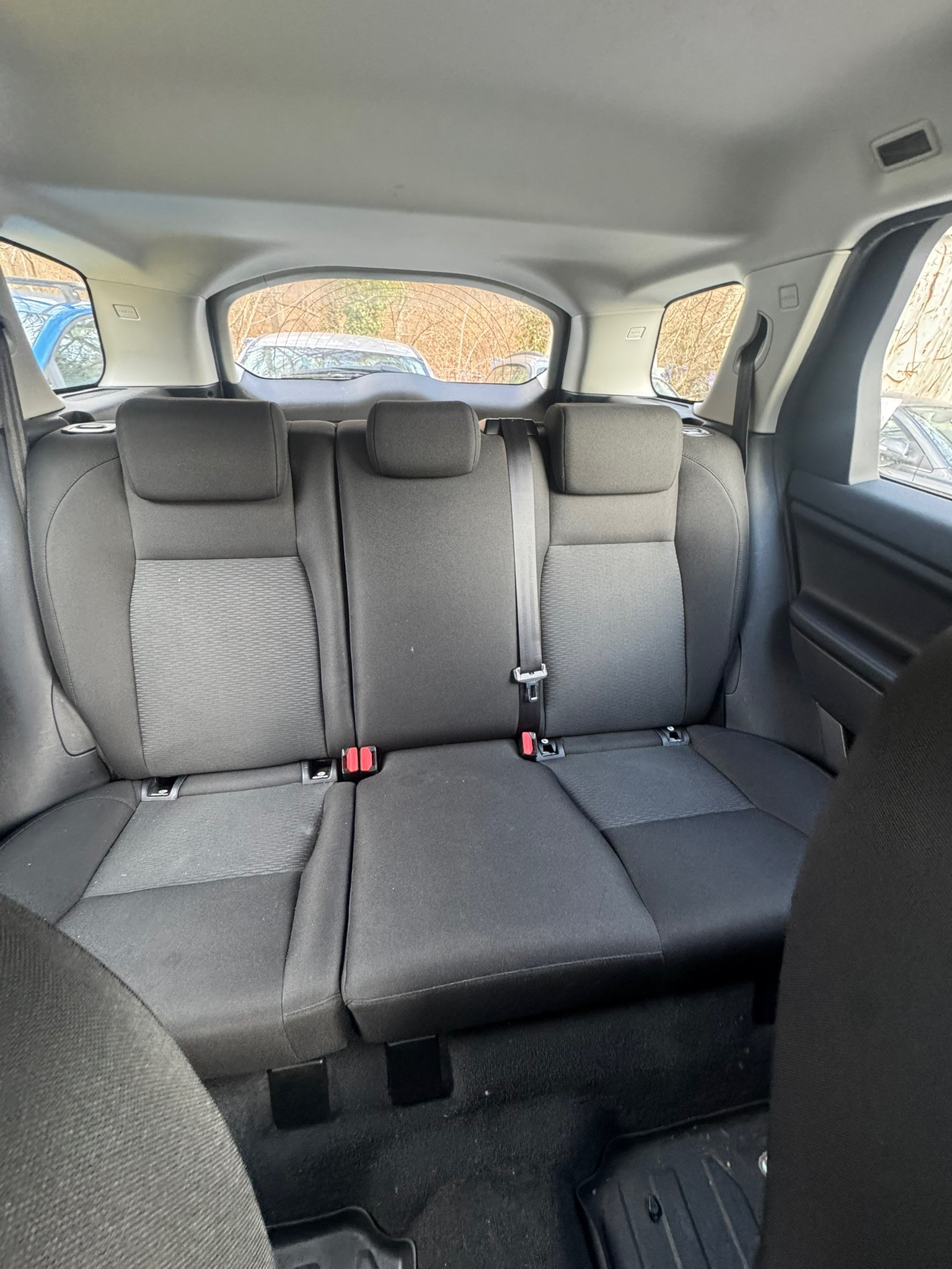 LAND ROVER Discovery Sport 2.0 eD4 S FWD-image-3