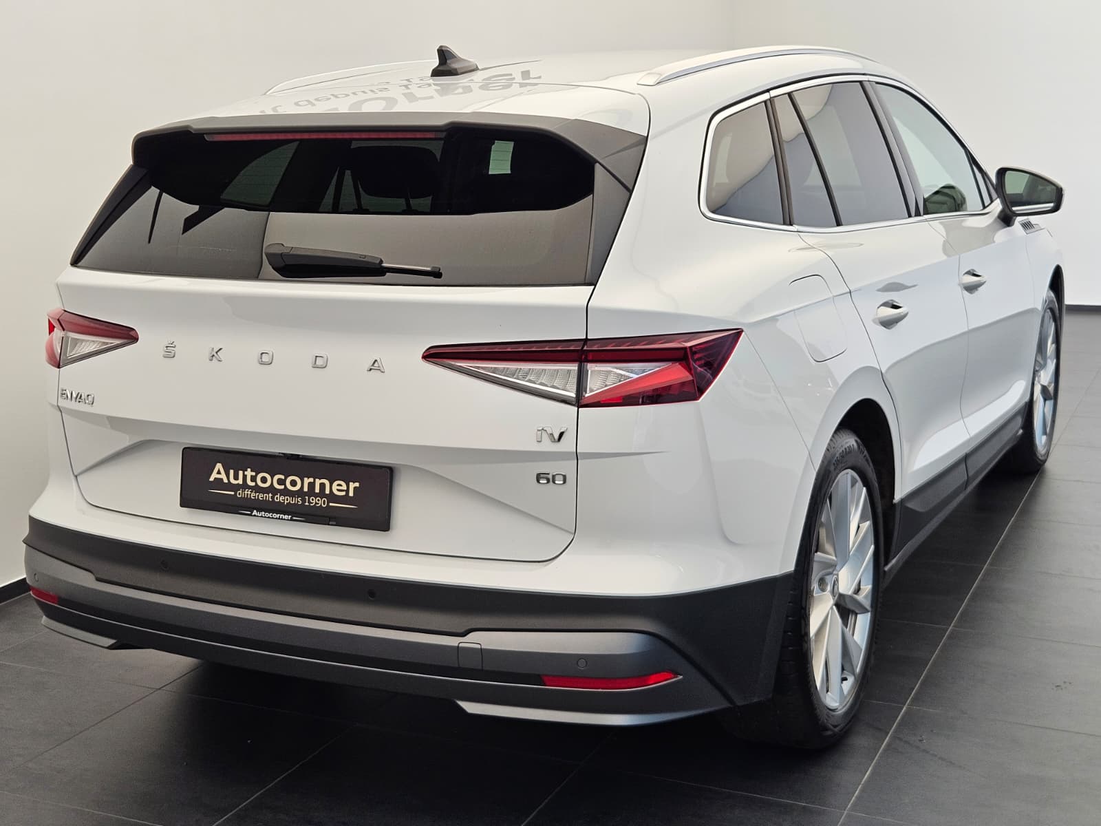 SKODA Enyaq iV 60-image-7