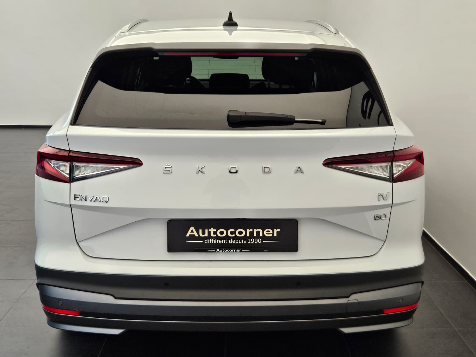 SKODA Enyaq iV 60-image-8