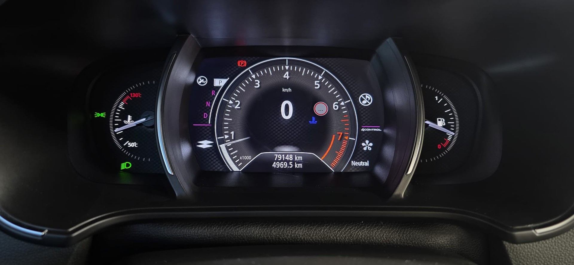 RENAULT Mégane Trophy 300 EDC-image-13