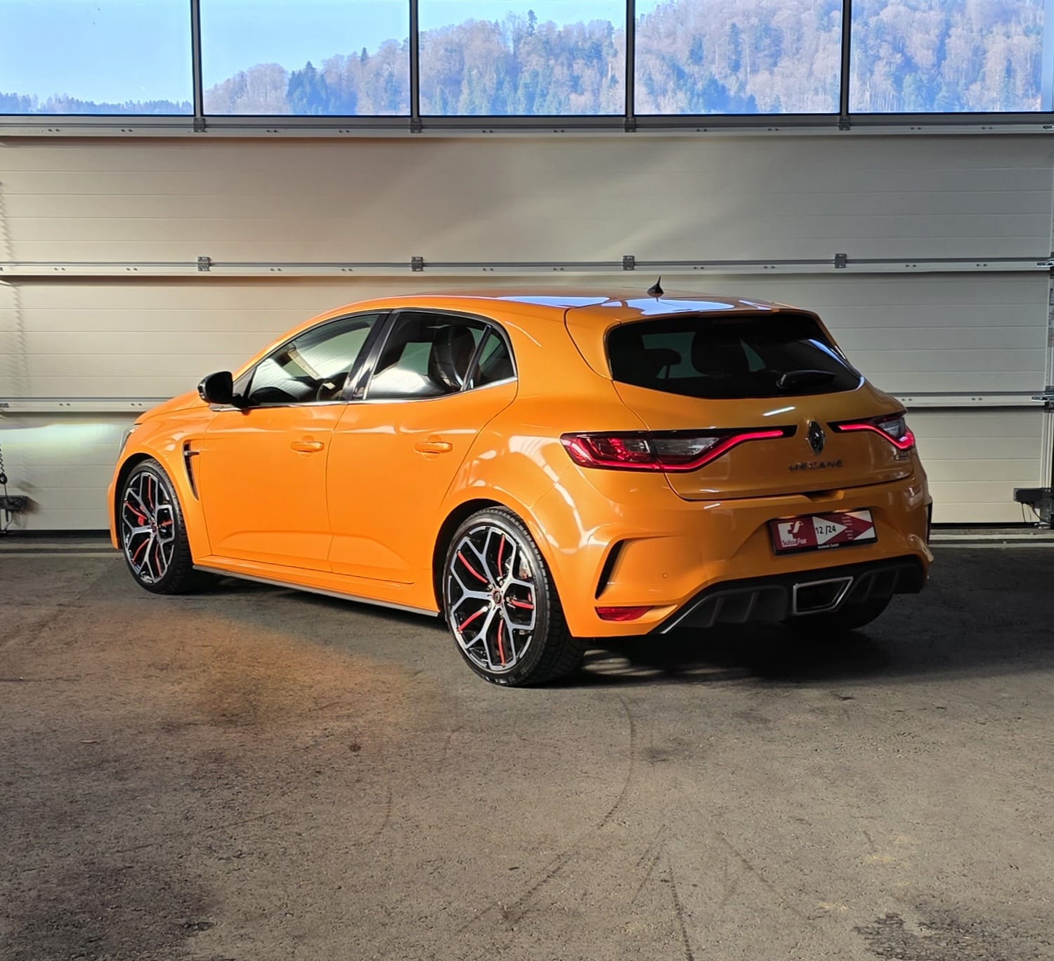 RENAULT Mégane Trophy 300 EDC-image-2
