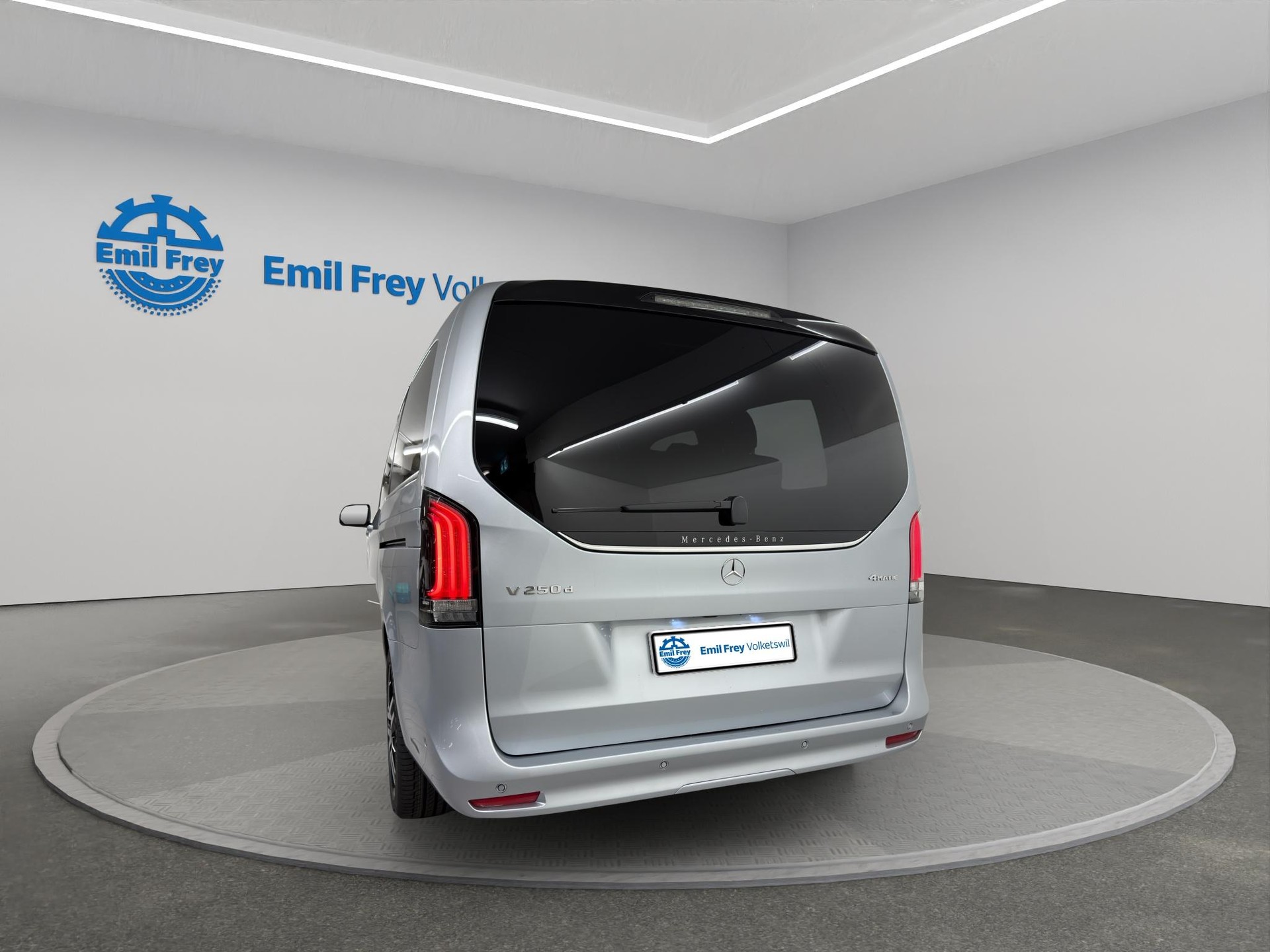MERCEDES-BENZ V 250 d Avantgarde lang 4matic Van-image-2
