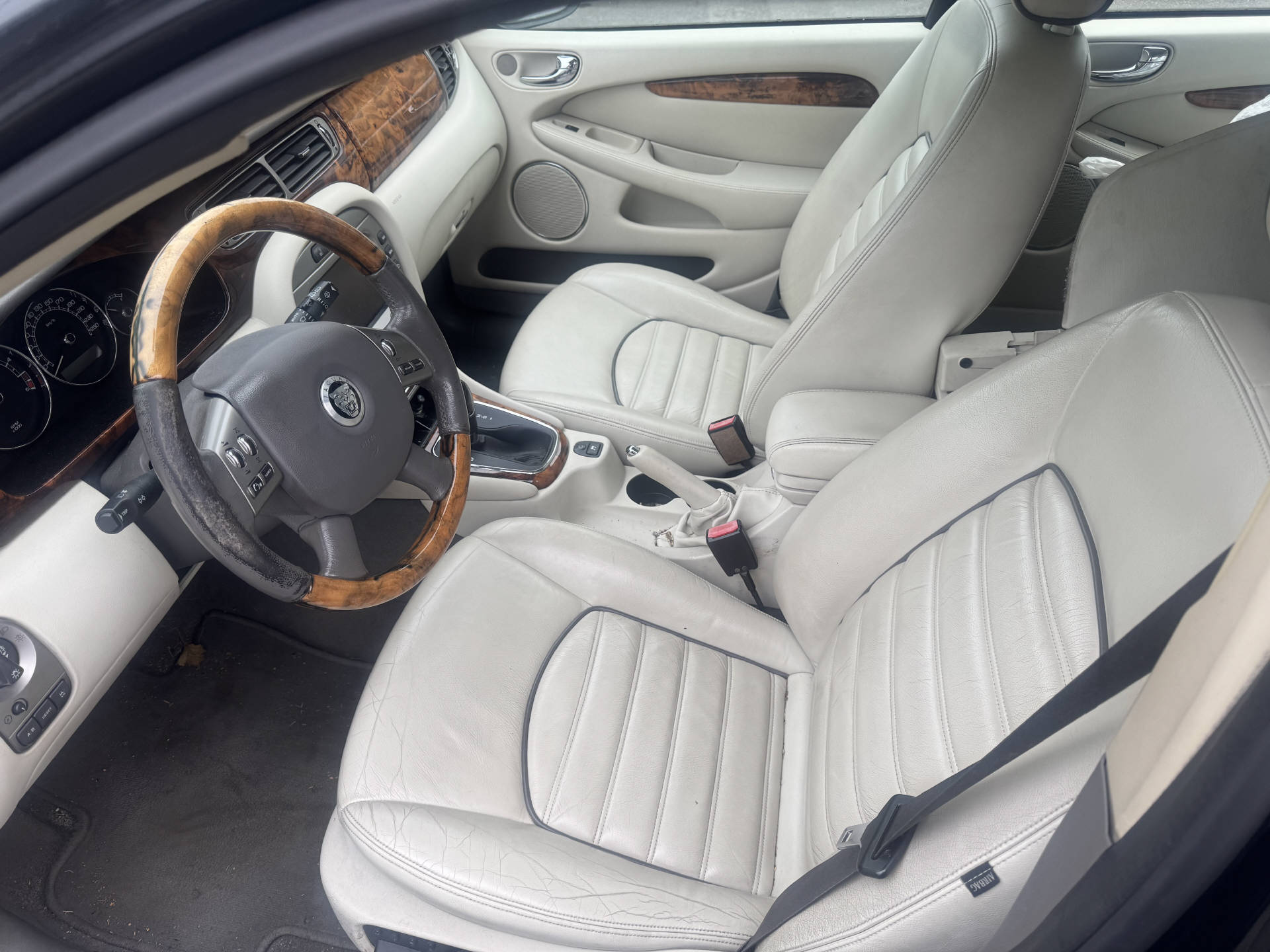 JAGUAR X-Type 2.2D-image-5