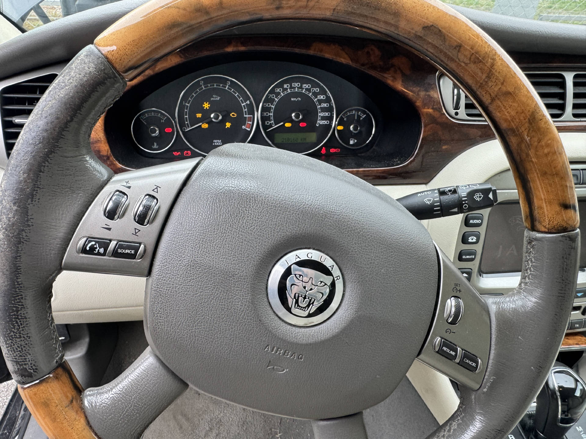 JAGUAR X-Type 2.2D-image-6