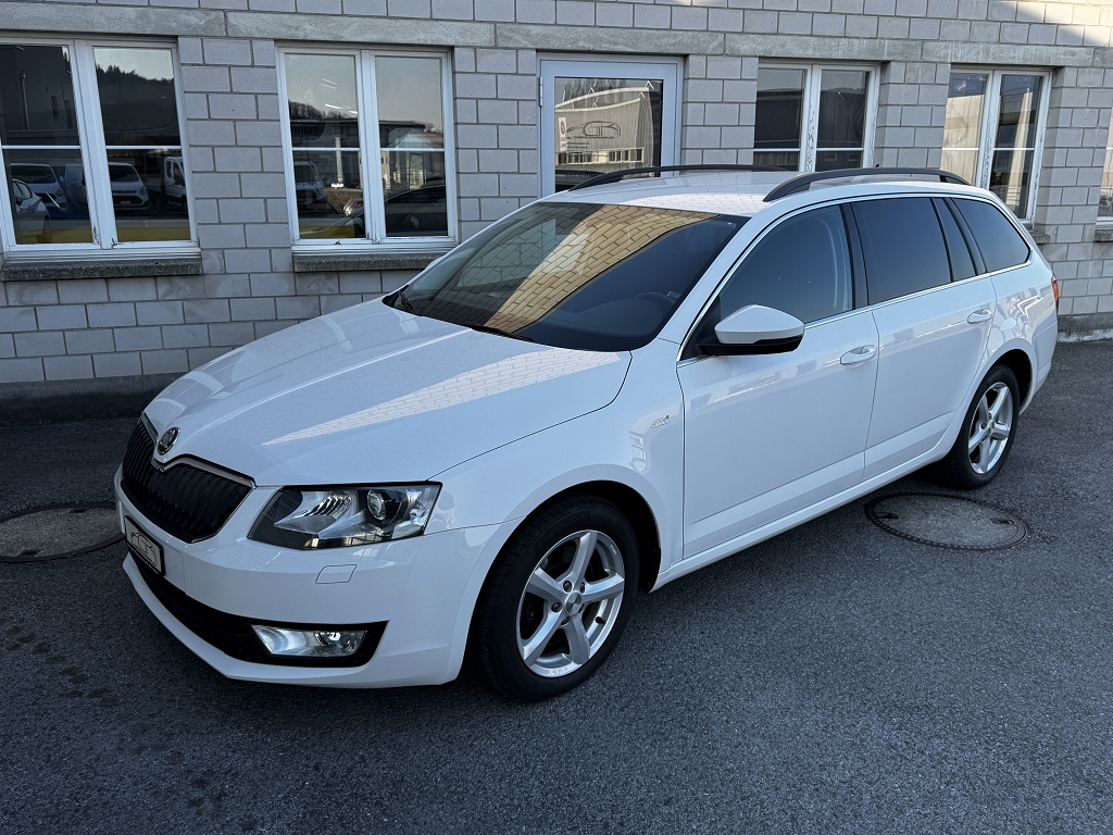 SKODA Octavia Combi 2.0 TDI 184 Swiss Ed. 4x4 DSG-image-0