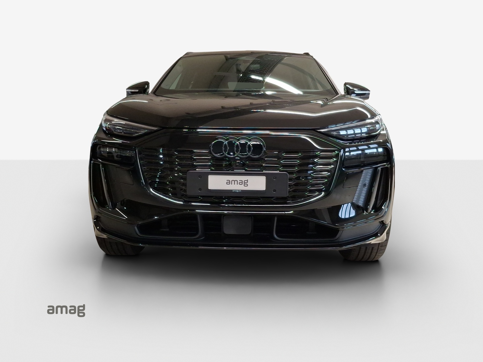 AUDI Q6 e-tron quattro-image-6