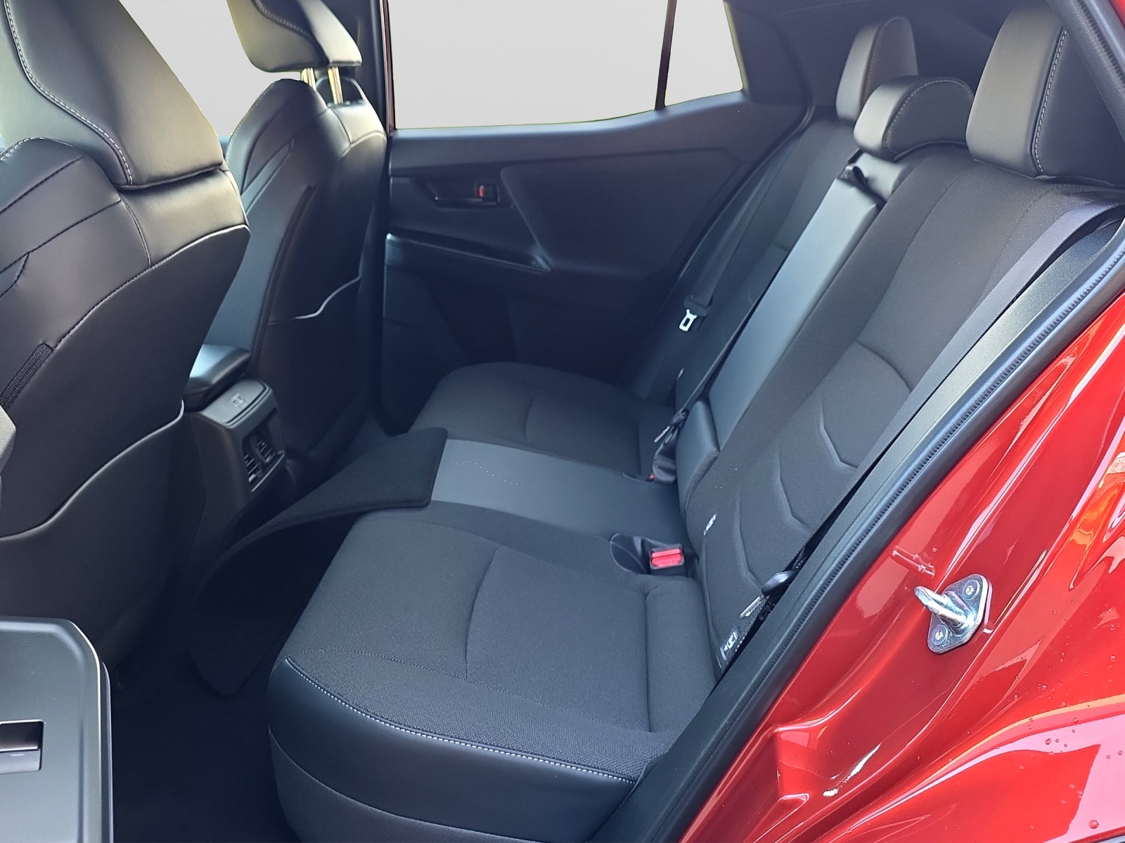 TOYOTA C-HR+ Style AWD-image-12