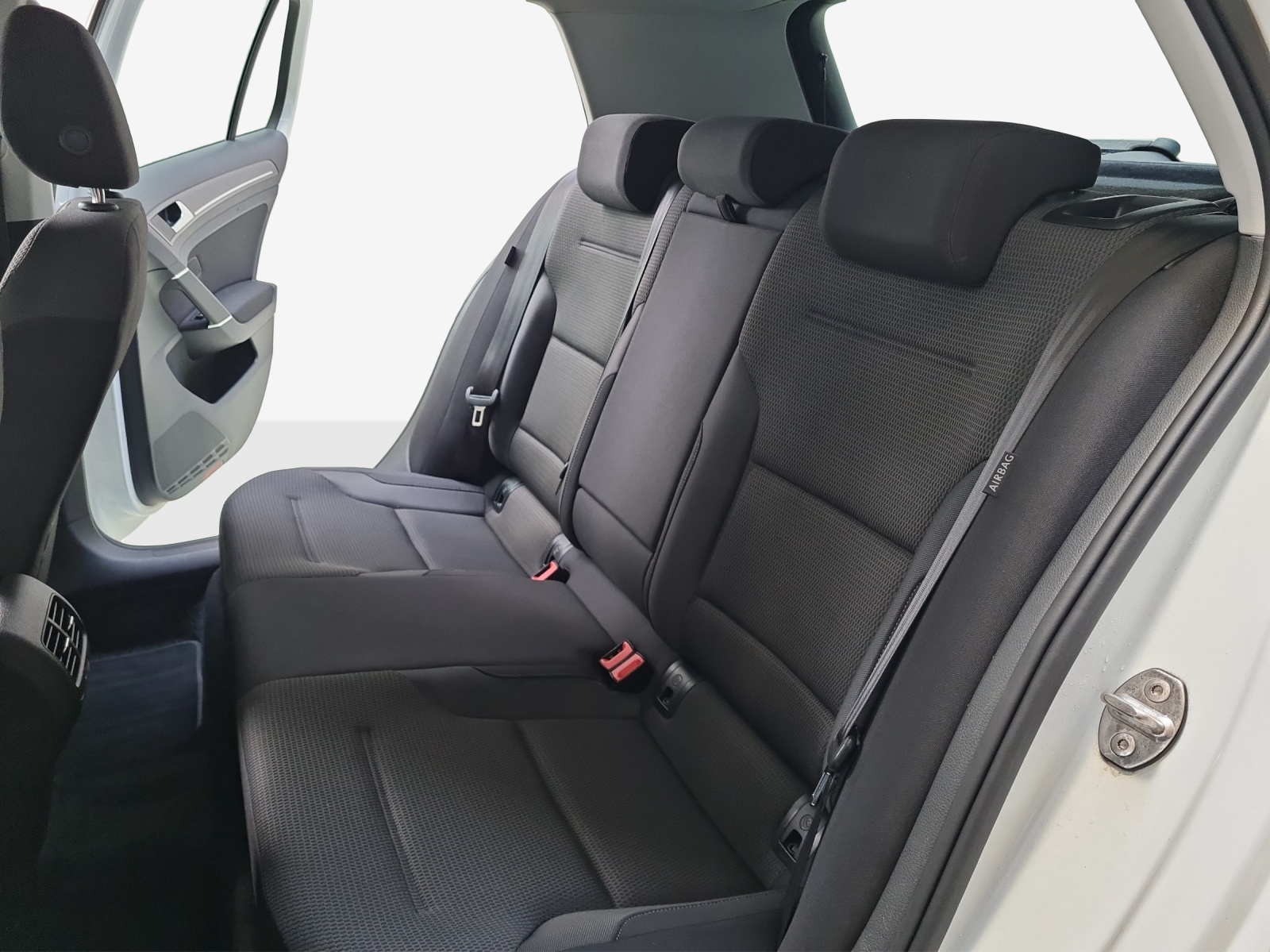 VW e-Golf-image-11