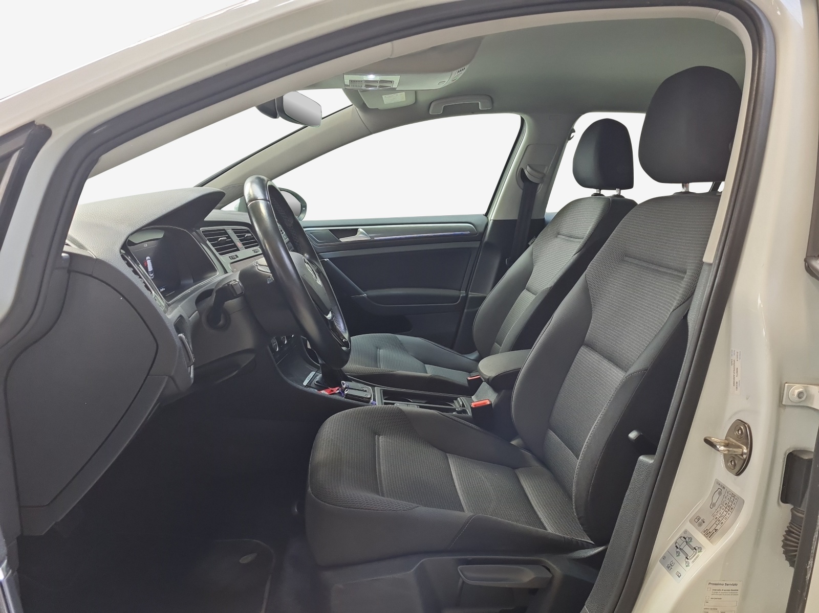 VW e-Golf-image-7