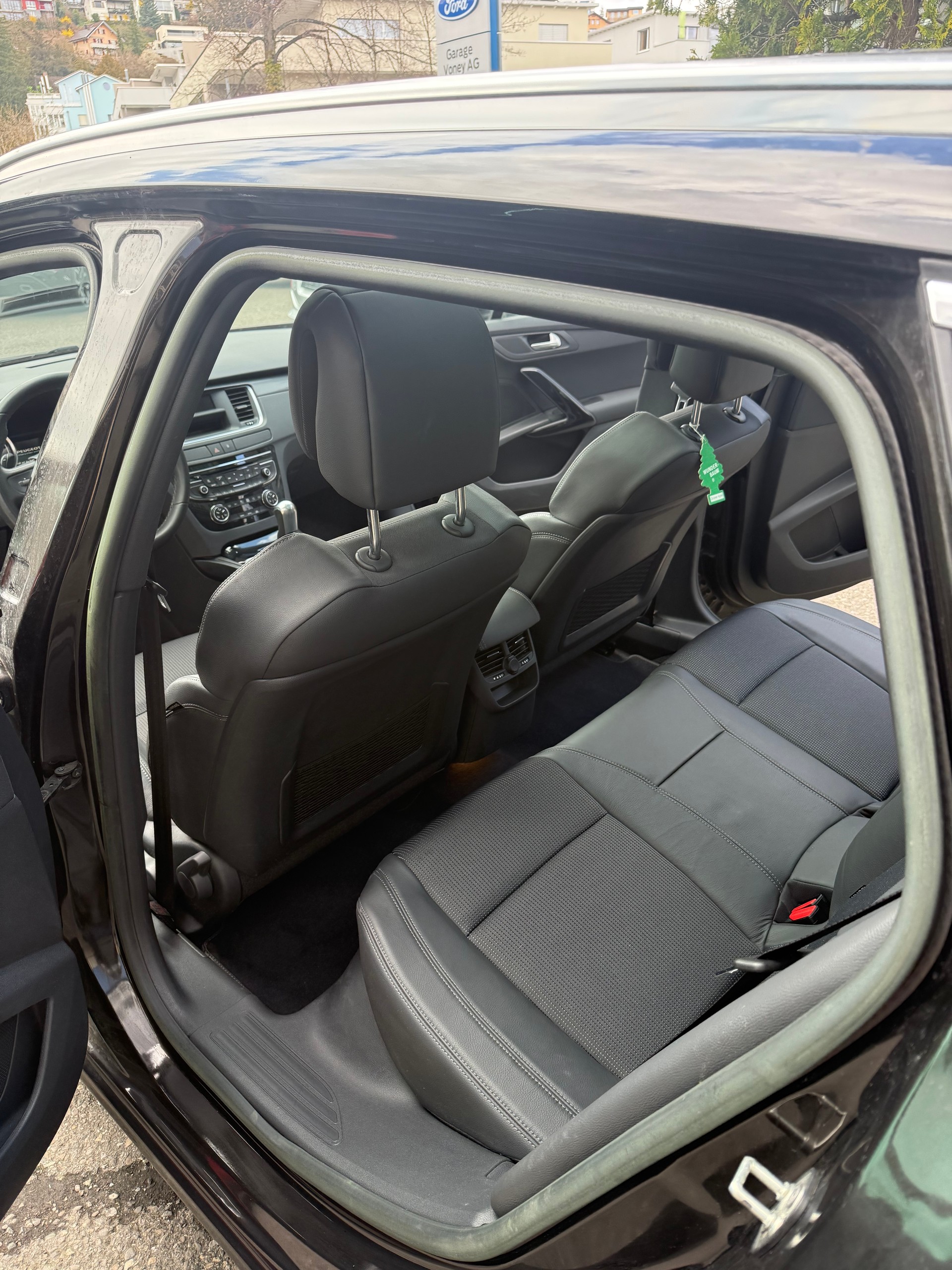 PEUGEOT 508 SW 1.6 e-HDI Business EGS6-image-11