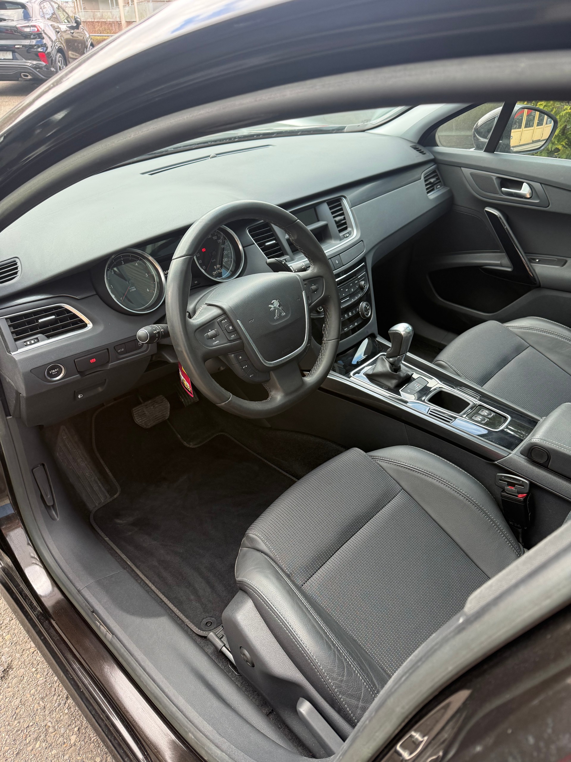 PEUGEOT 508 SW 1.6 e-HDI Business EGS6-image-8