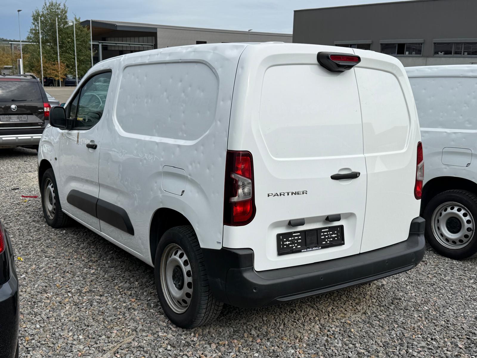 PEUGEOT Partner 1.5 Blue HDi s/s Asphalt 1000kg *HAGELSCHADEN* **Jetzt nur noch CHF 7'900.- statt CHF 12'900.-**-image-6