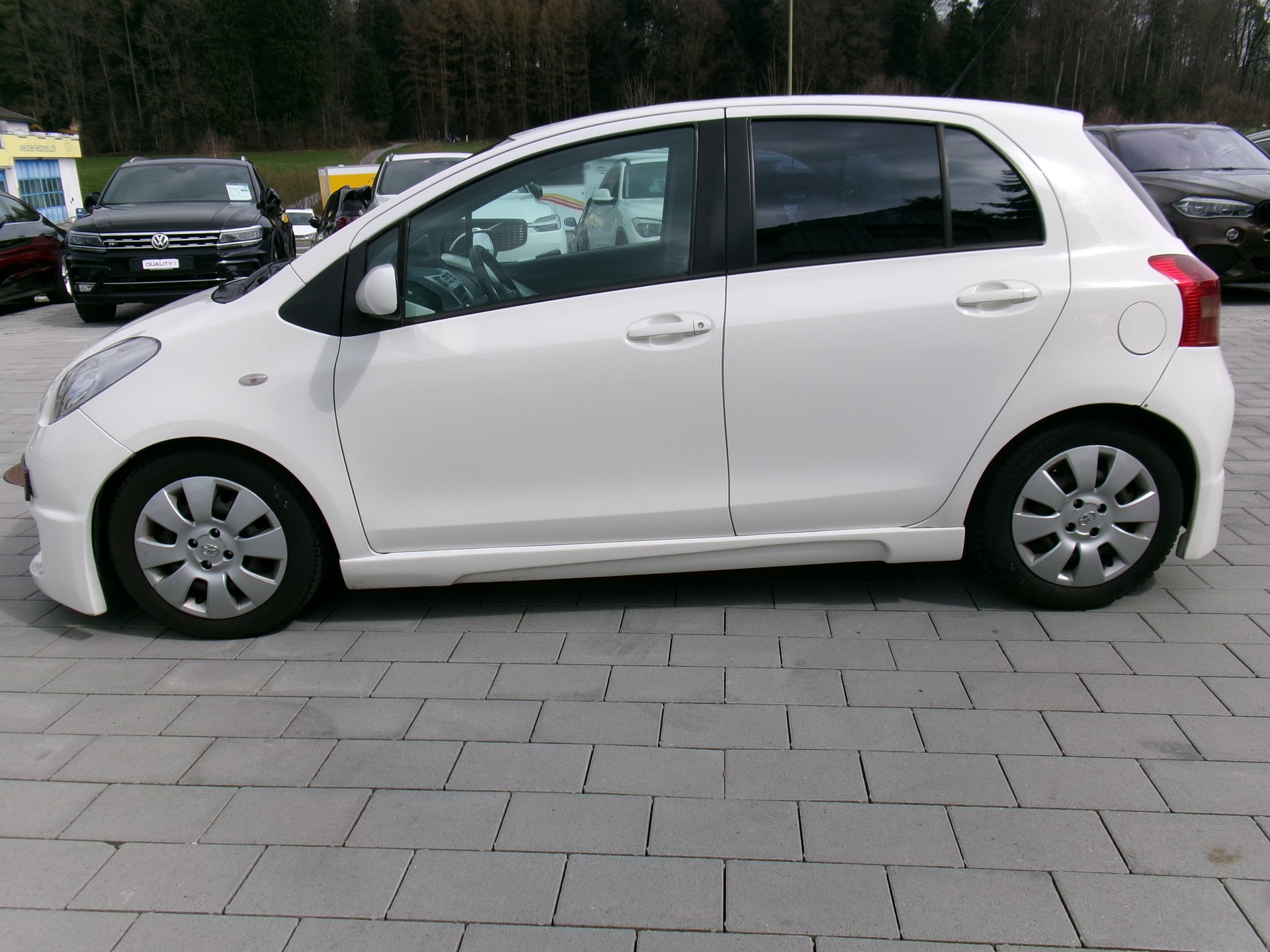 TOYOTA Yaris 1.4 D-4D Linea Terra-image-1