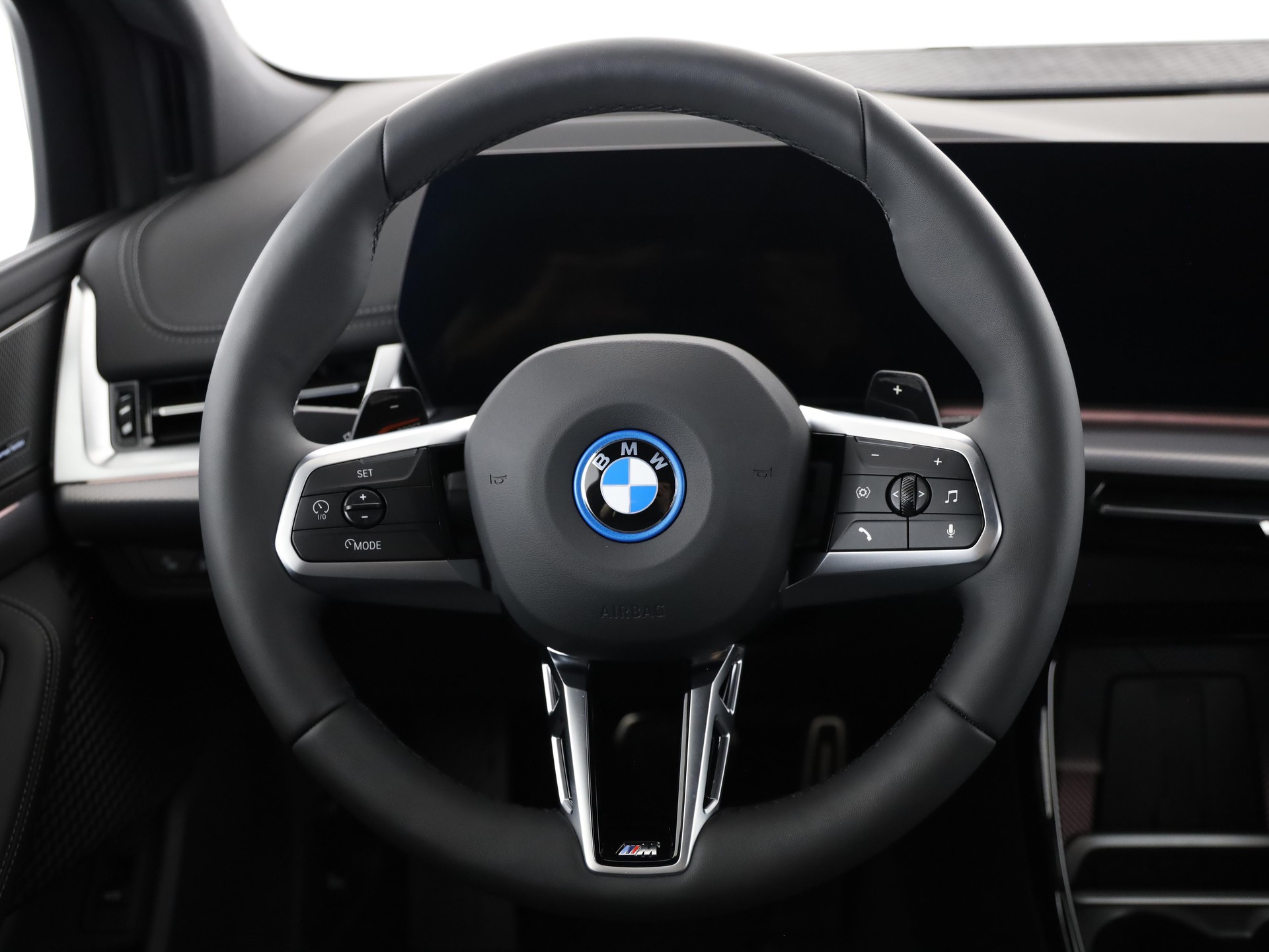 BMW 230e xDrive paddles Active Tourer-image-20