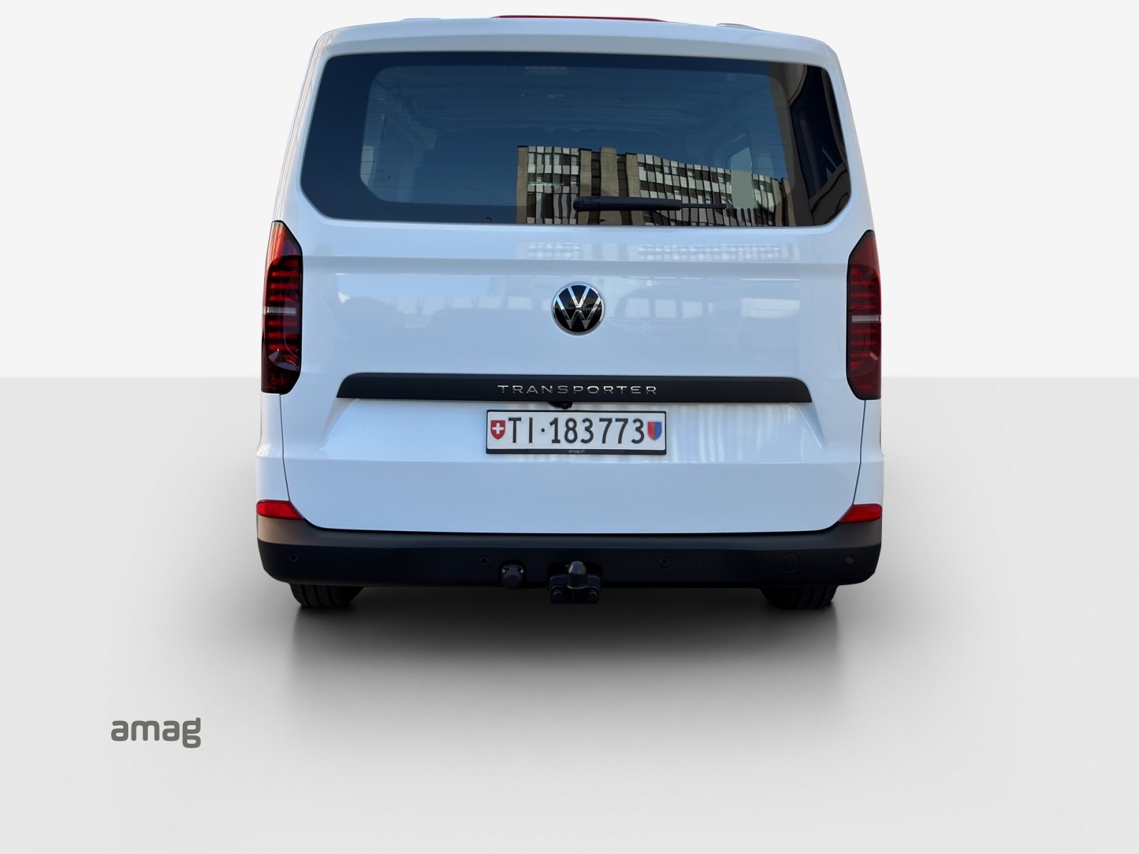VW Transporter 2.0 TDI-showroom-element-3