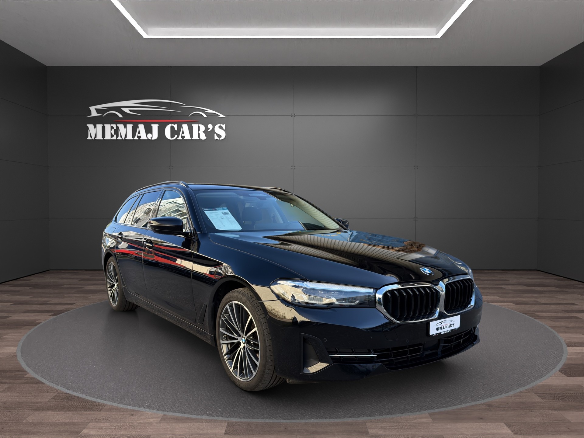 BMW 520d xDrive 48V Touring Fleet Edition Steptronic-image-2