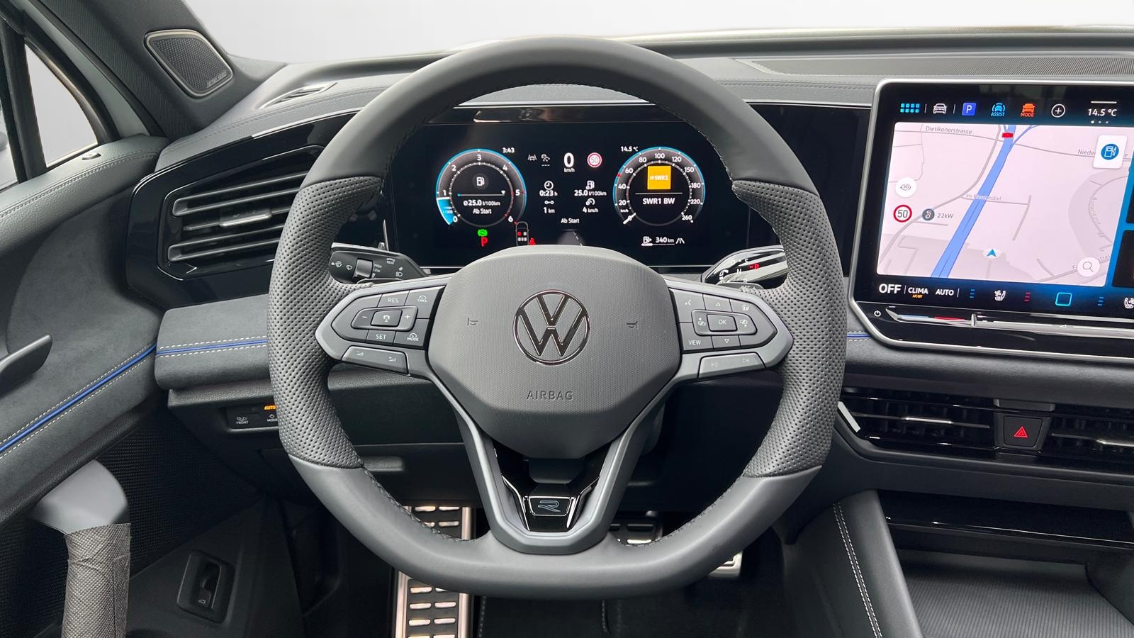 VW Tiguan R-Line 2.0TDI 193PS 4Motion-image-5