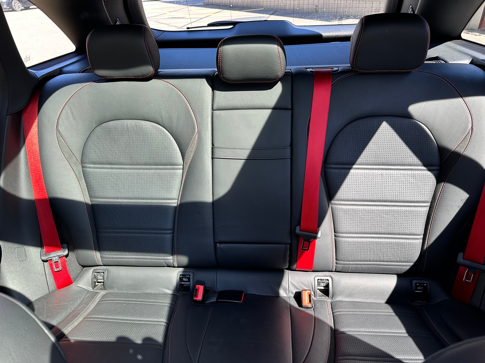 MERCEDES-BENZ GLC 43 AMG 4Matic 9G-Tronic-image-16