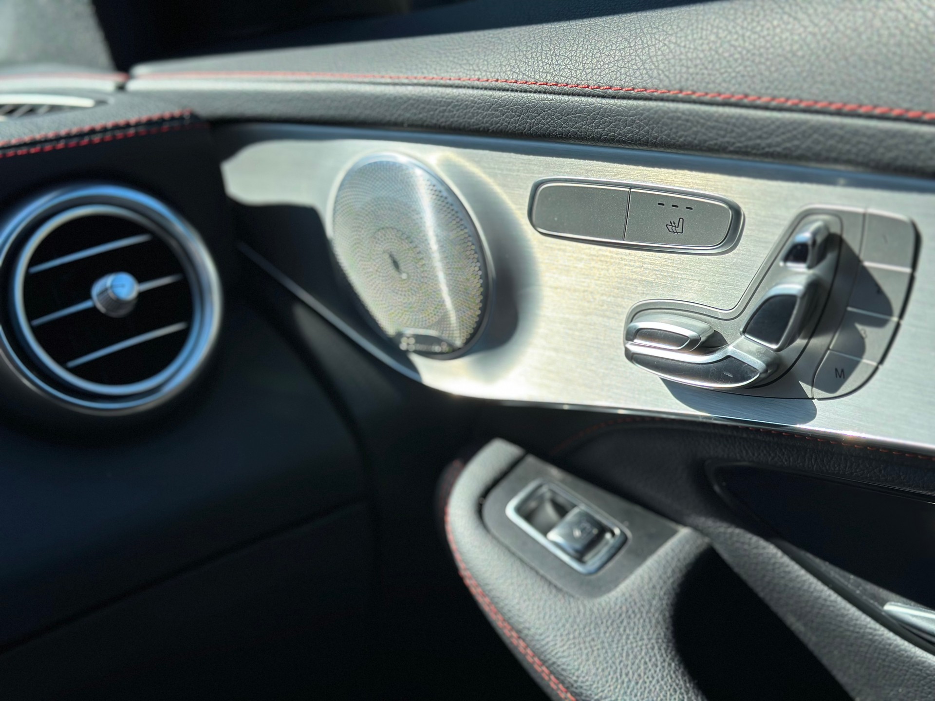 MERCEDES-BENZ GLC 43 AMG 4Matic 9G-Tronic-image-21