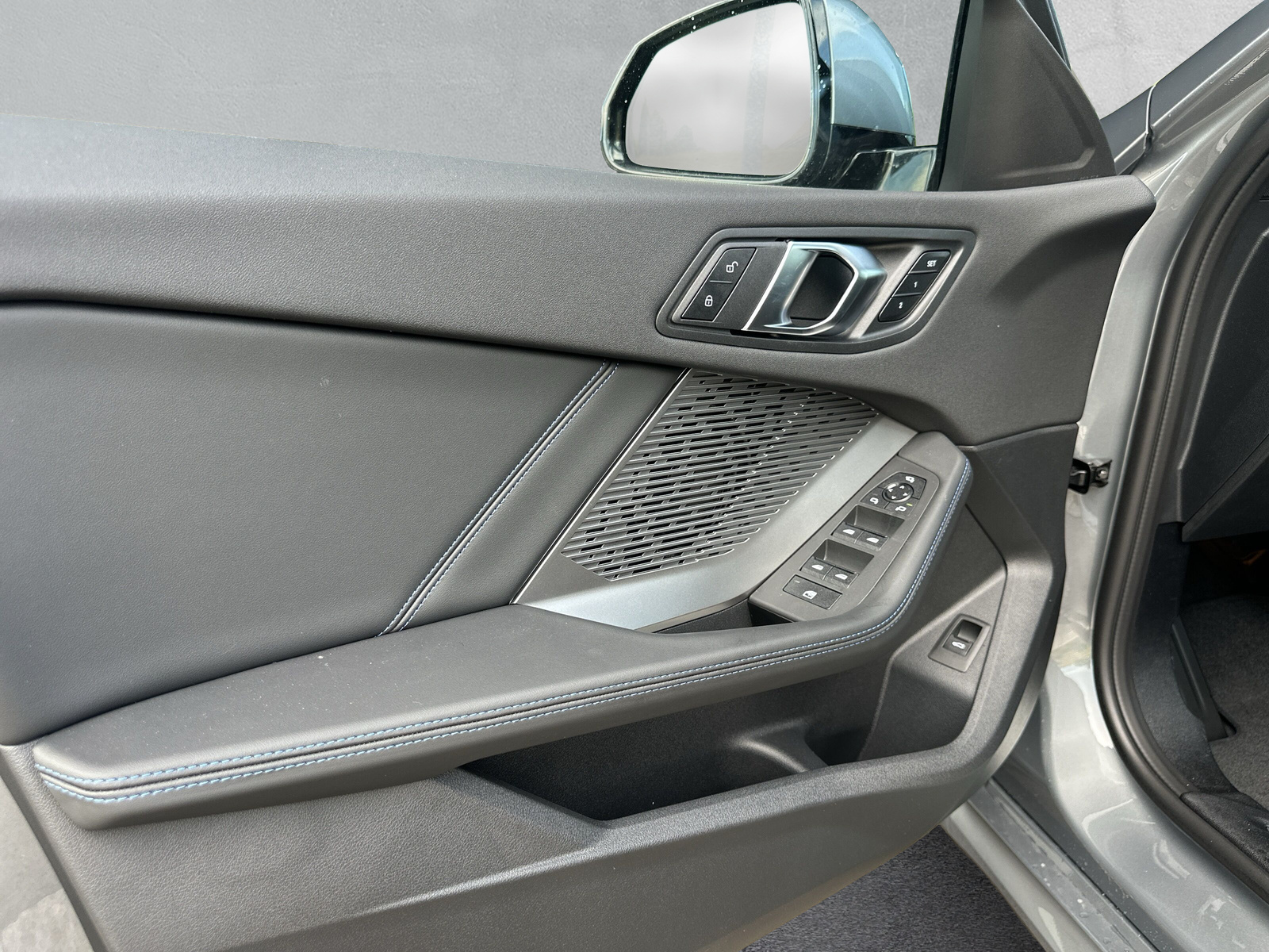 BMW 123 xDrive M Sport Steptronic-image-21