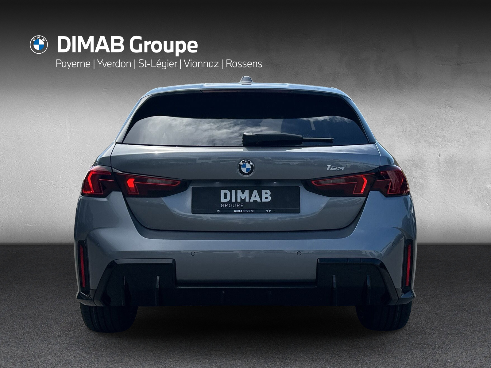 BMW 123 xDrive M Sport Steptronic-showroom-element-3