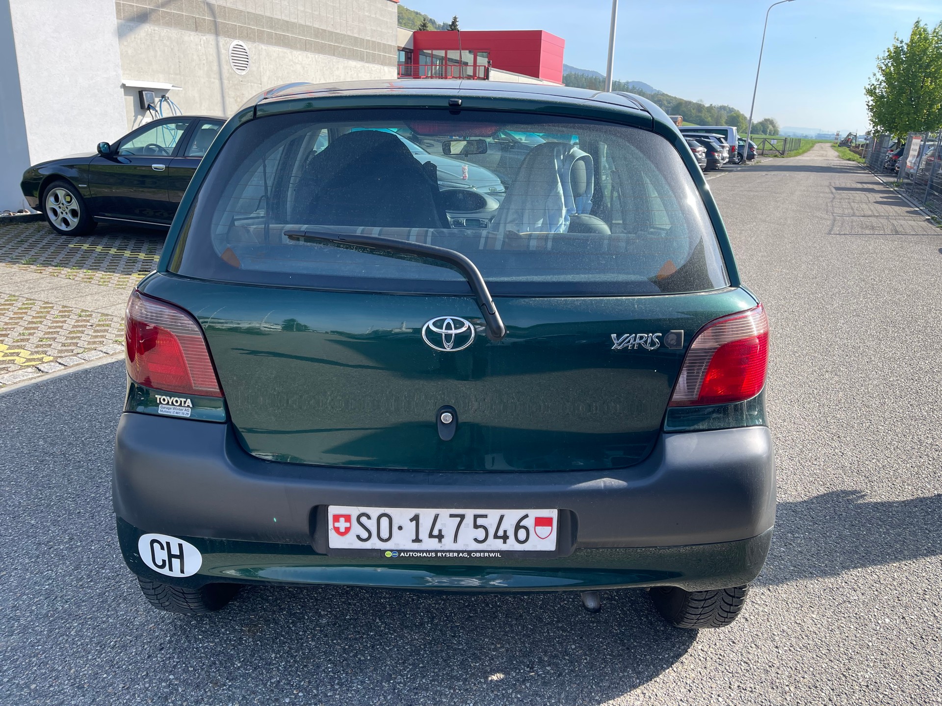 TOYOTA Yaris 1.0 Linea Terra-image-7
